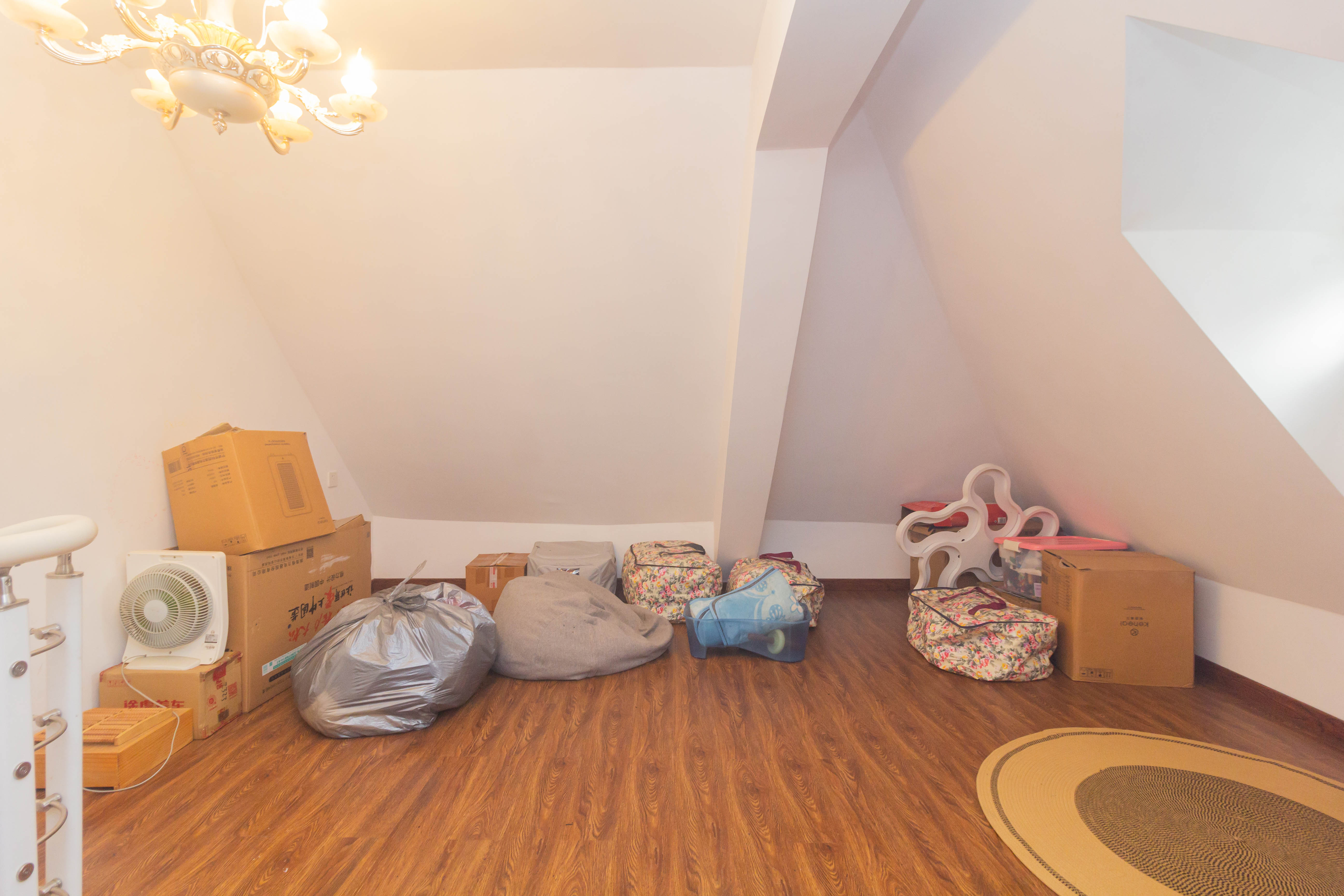 星城国际 4室2厅2卫 68.0万 星城国际 4室2厅2卫 68.0万卧室