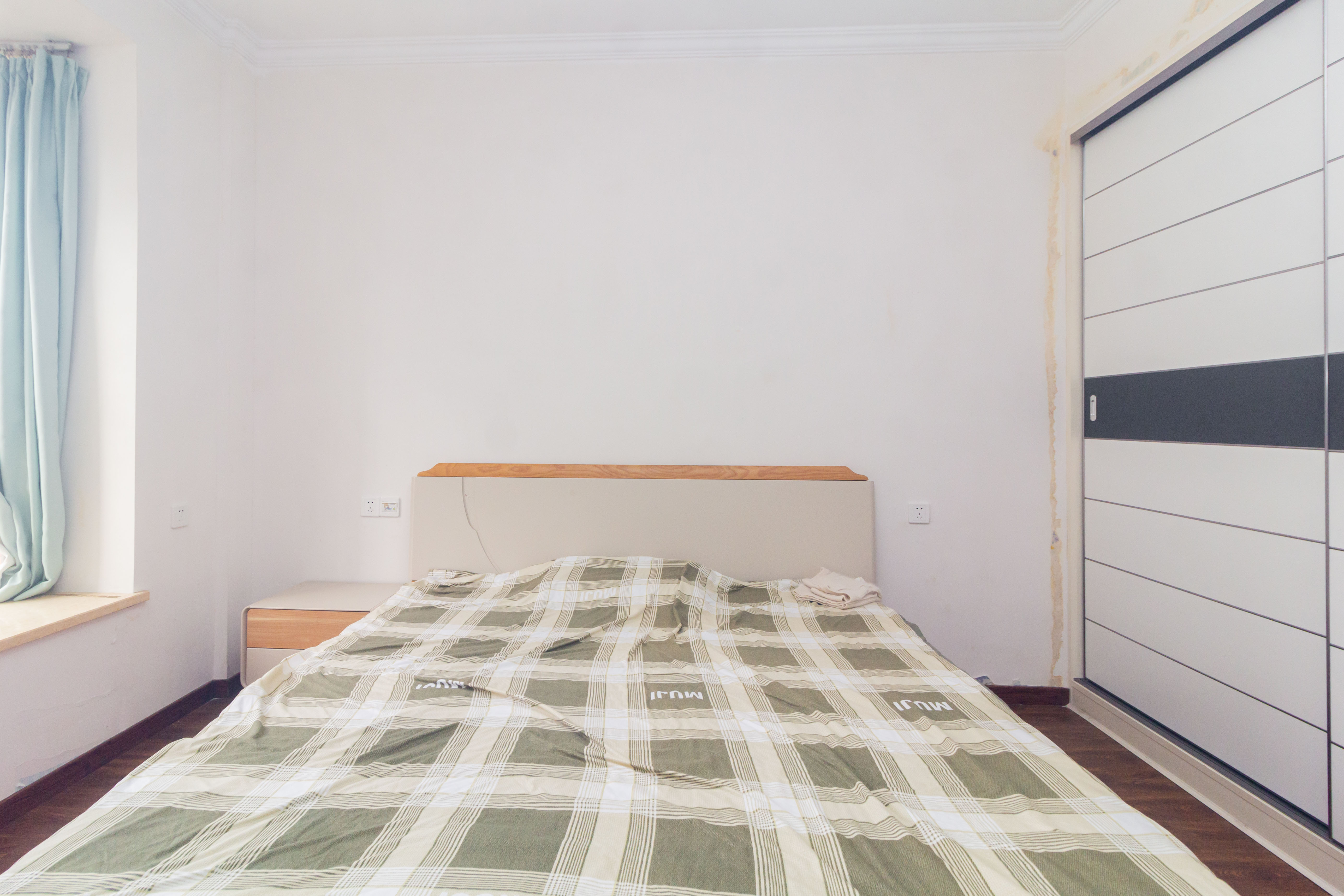 星城国际 4室2厅2卫 68.0万 星城国际 4室2厅2卫 68.0万卧室