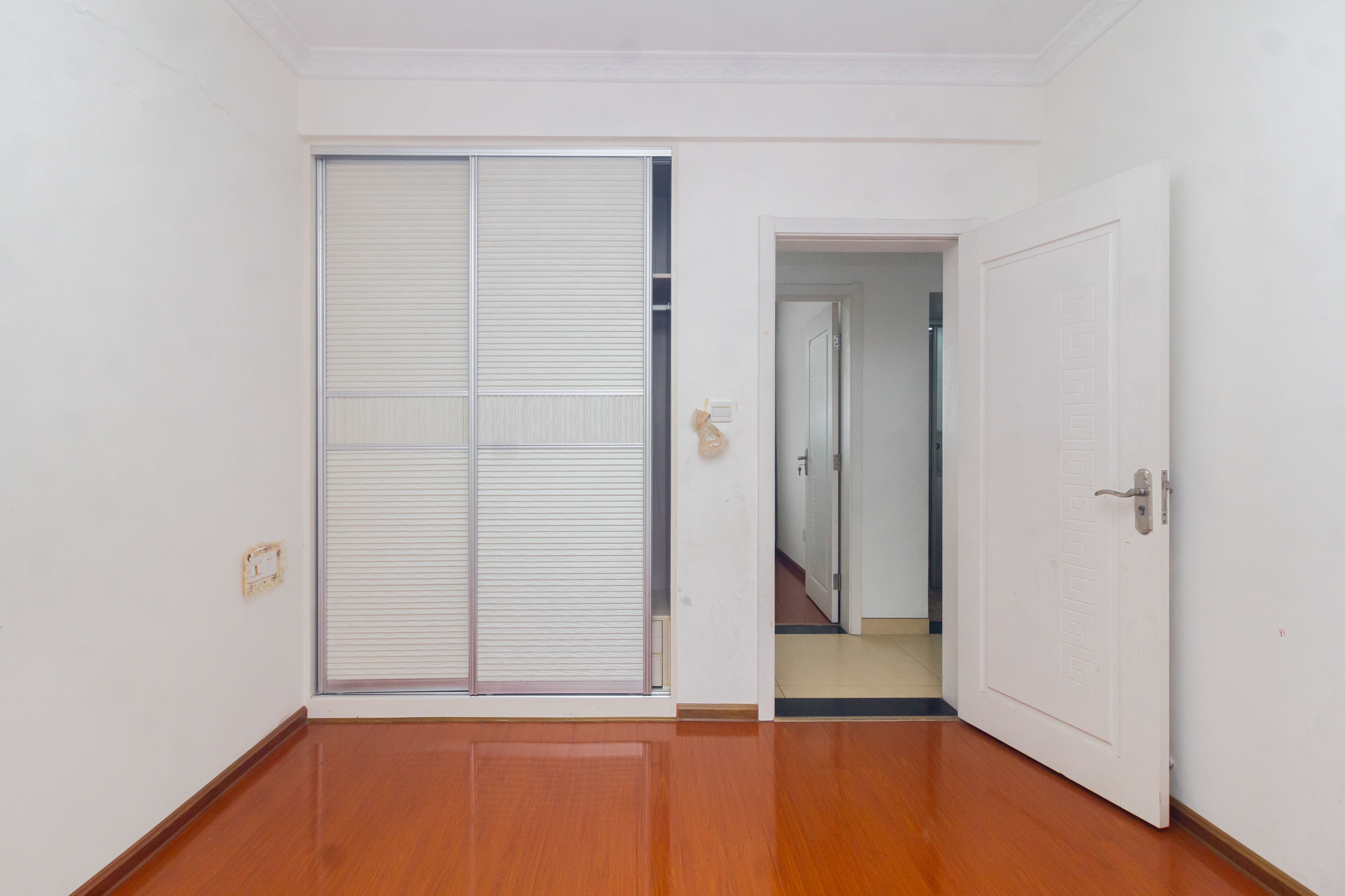 中国铁建国际城二期 3室2厅1卫 48.8万 中国铁建国际城二期 3室2厅1卫 48.8万卧室