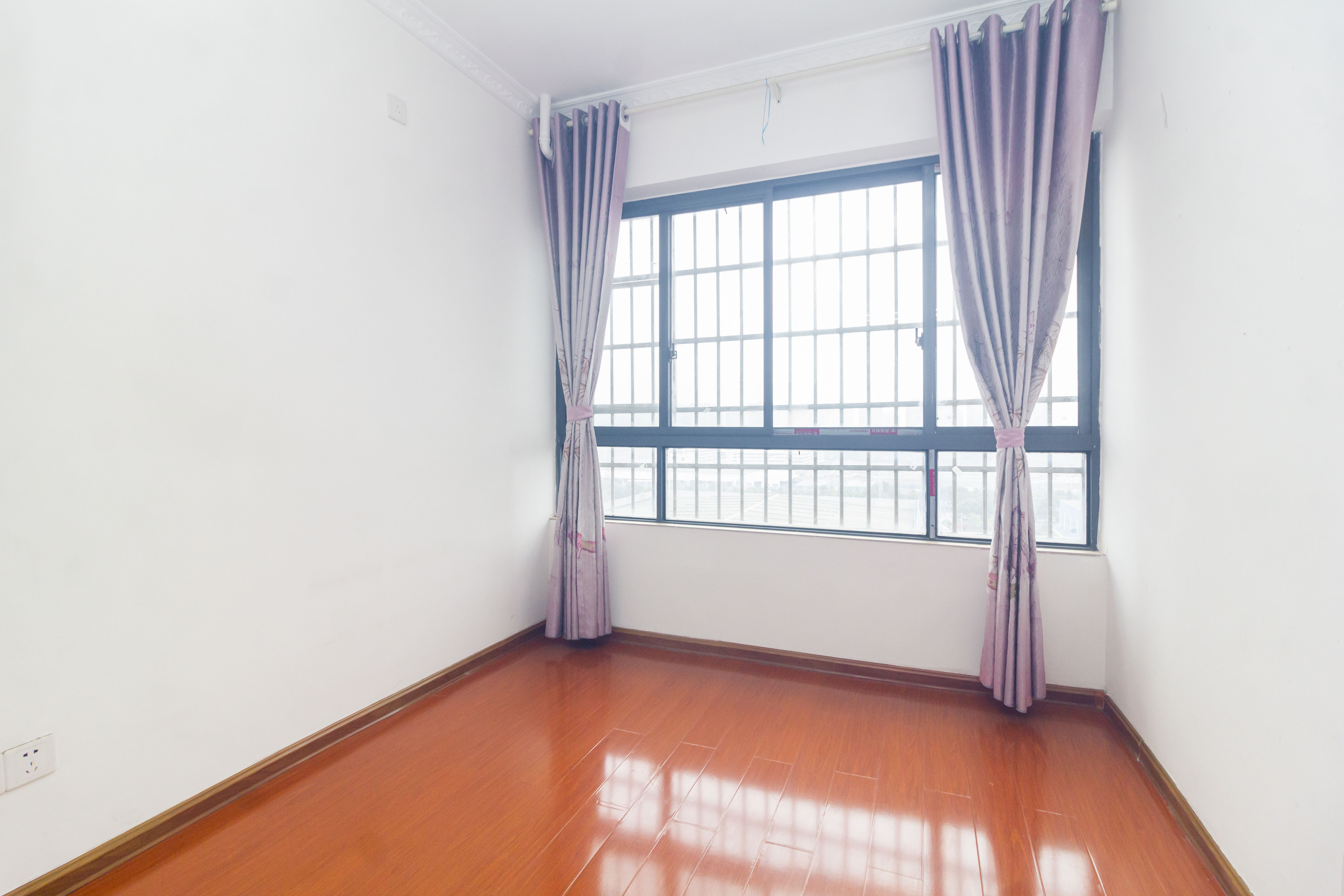 中国铁建国际城二期 3室2厅1卫 48.8万 中国铁建国际城二期 3室2厅1卫 48.8万卧室