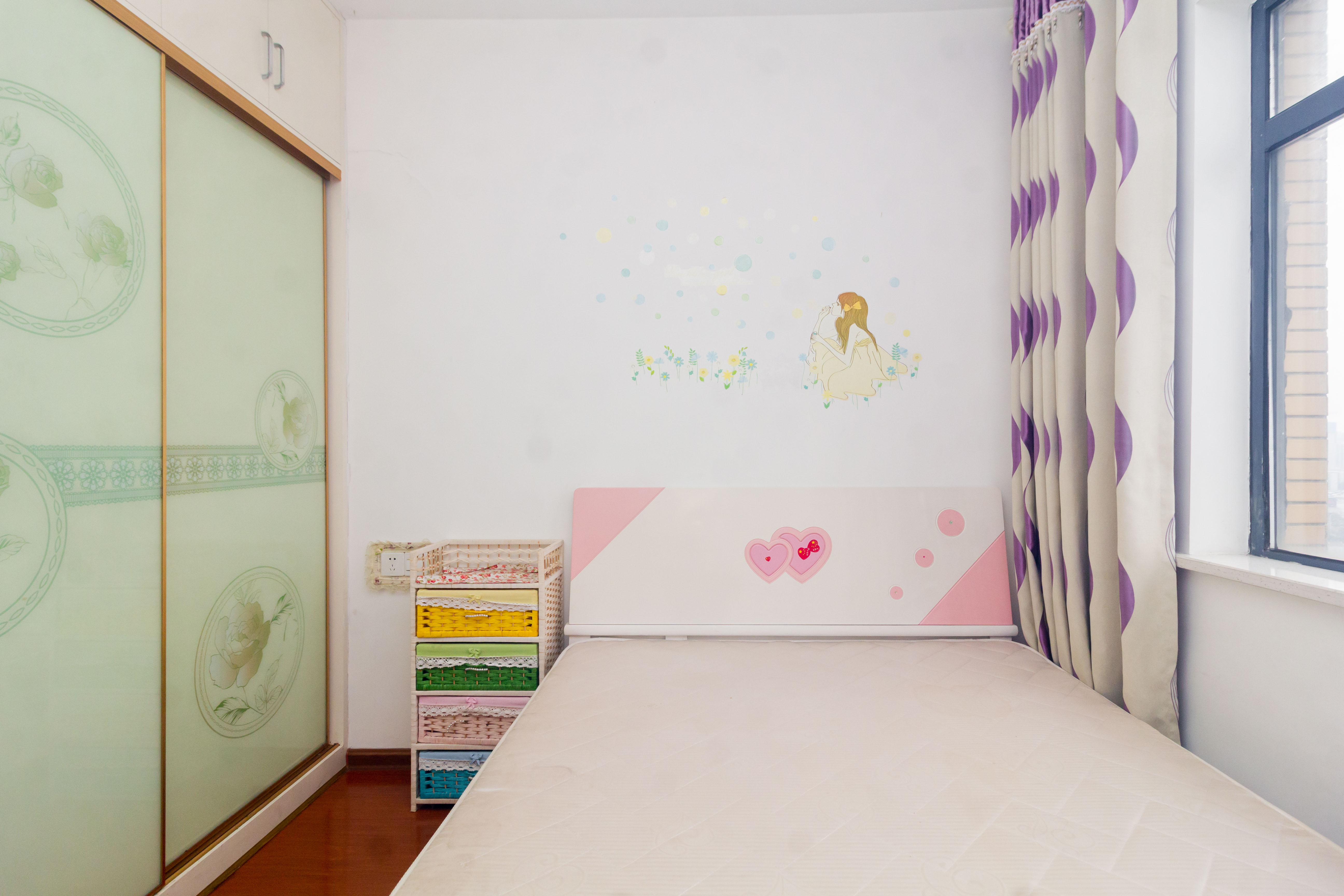 中国铁建国际城二期 3室2厅1卫 48.8万 中国铁建国际城二期 3室2厅1卫 48.8万卧室