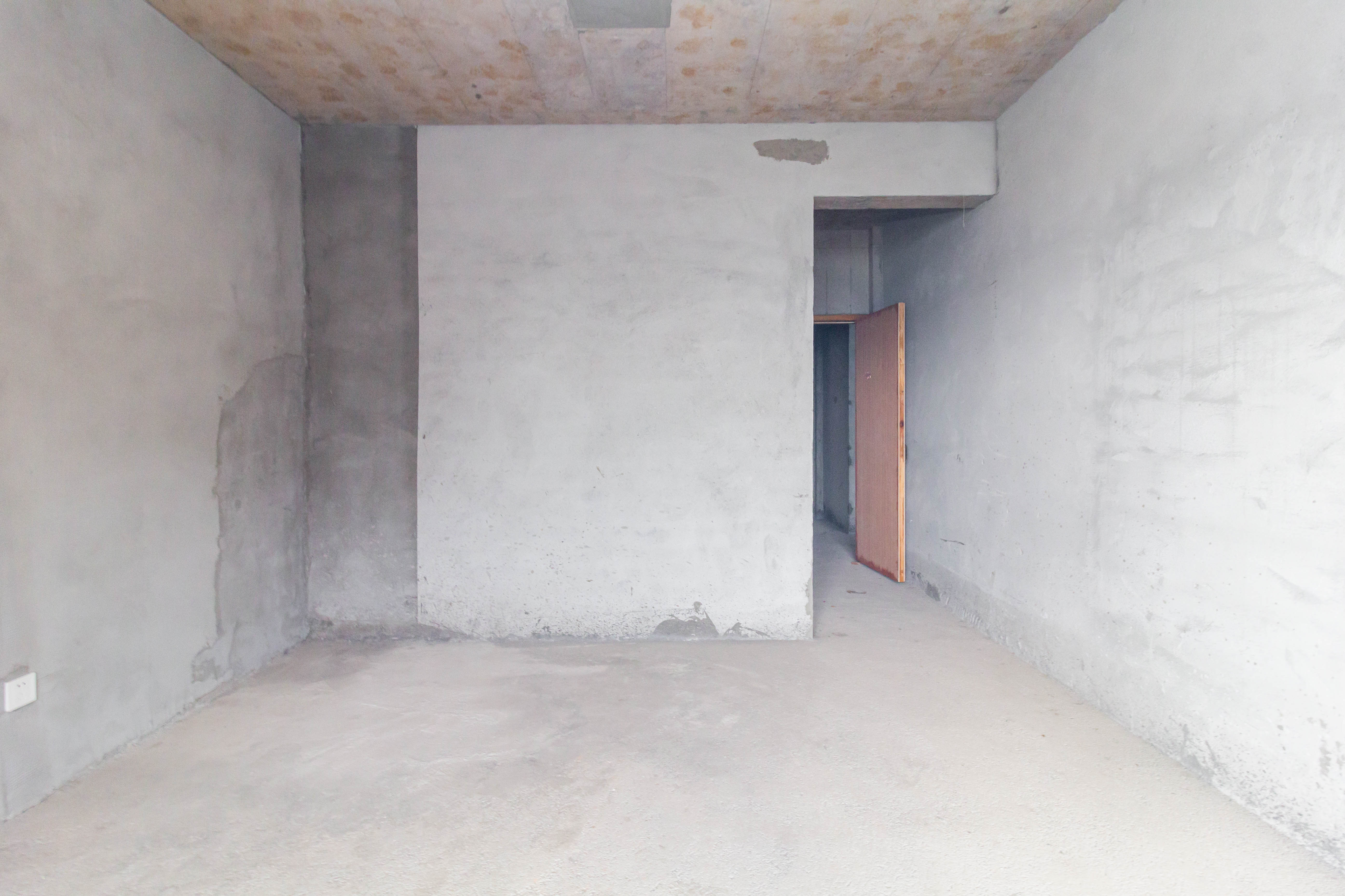 东方美地 4室2厅2卫 91.8万 东方美地 4室2厅2卫 91.8万卫生间