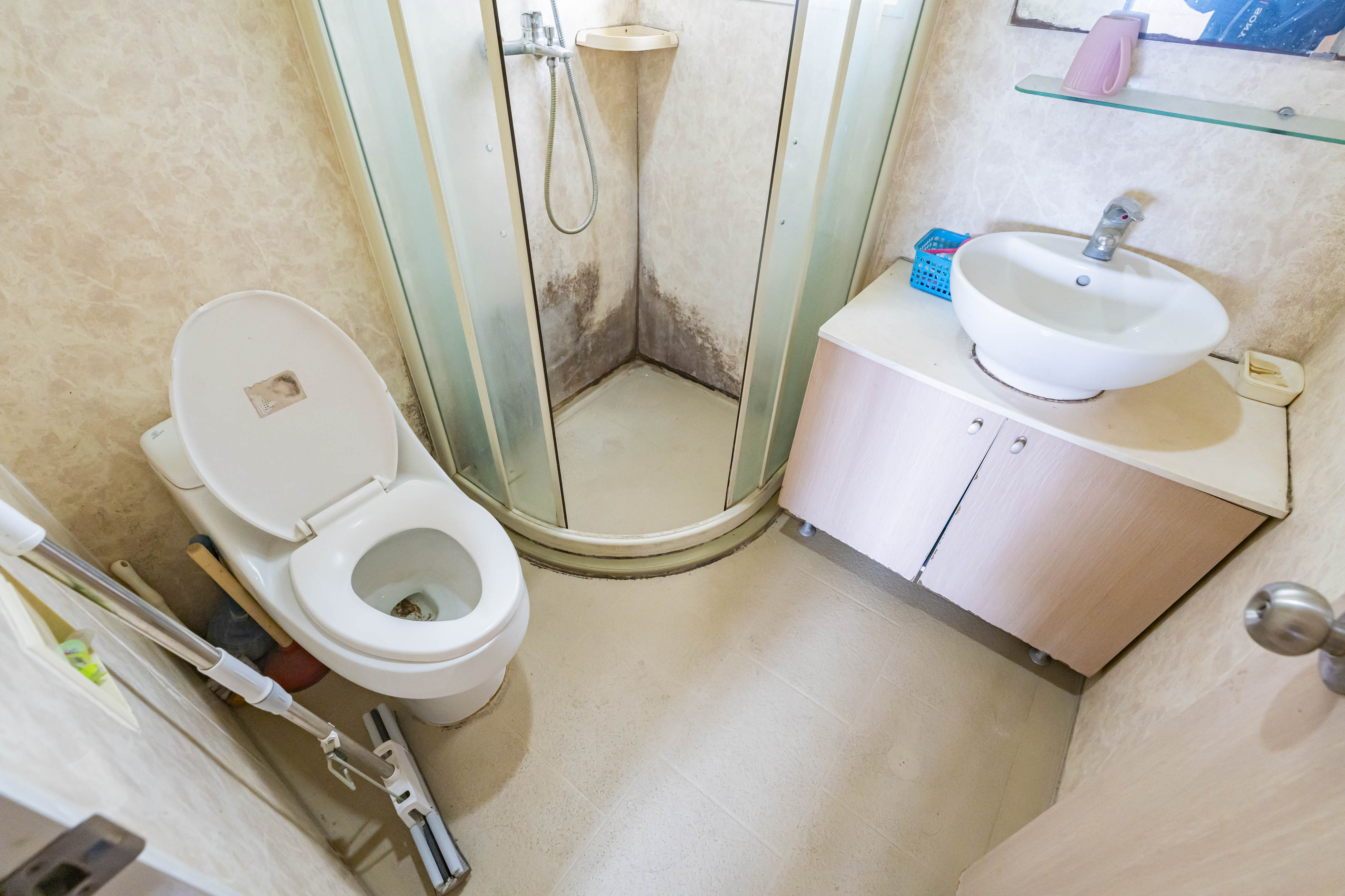 盛世美居荷园 3室2厅2卫 106.0万 盛世美居荷园 3室2厅2卫 106.0万卫生间