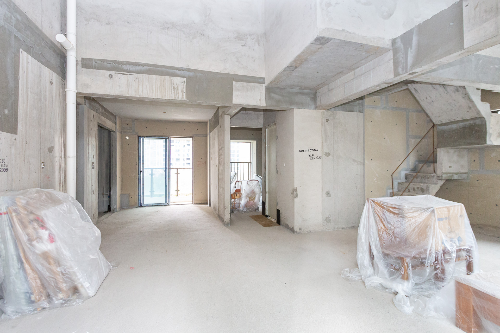 润和湘江天地C区 4室2厅2卫 152.0万 润和湘江天地C区 4室2厅2卫 152.0万客厅