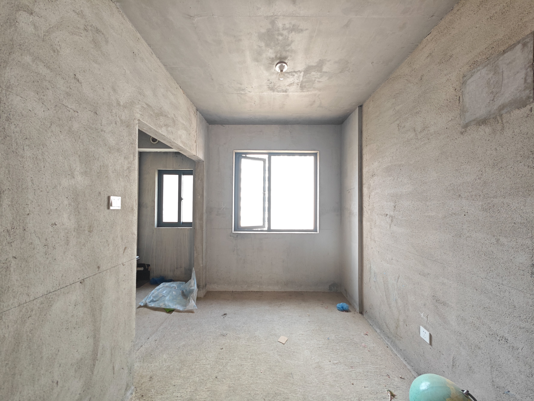 中建嘉和城  3室1厅2卫    95.0万客厅