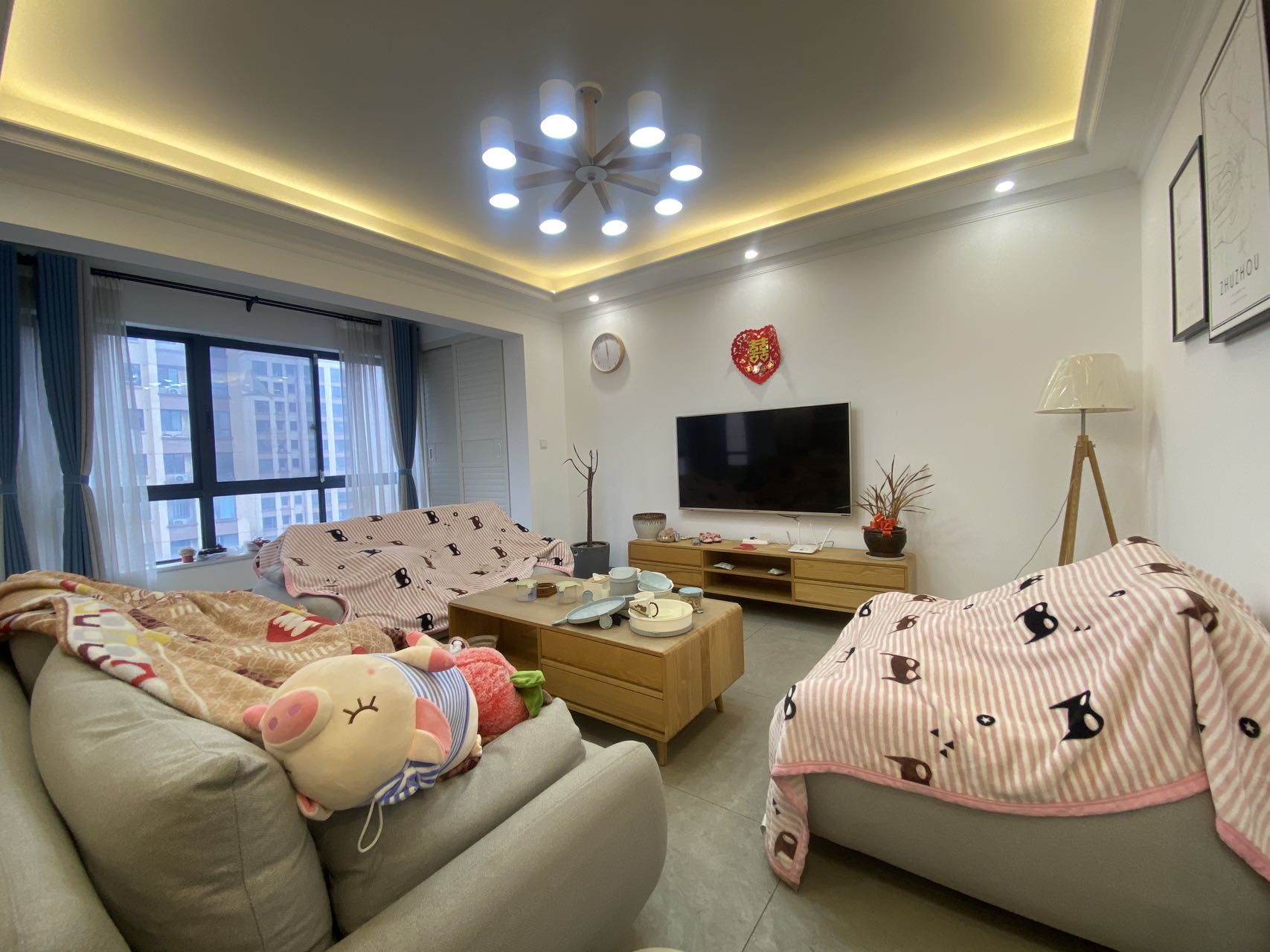 逸都花园 4室2厅2卫 65.8万 逸都花园 4室2厅2卫 65.8万室内图