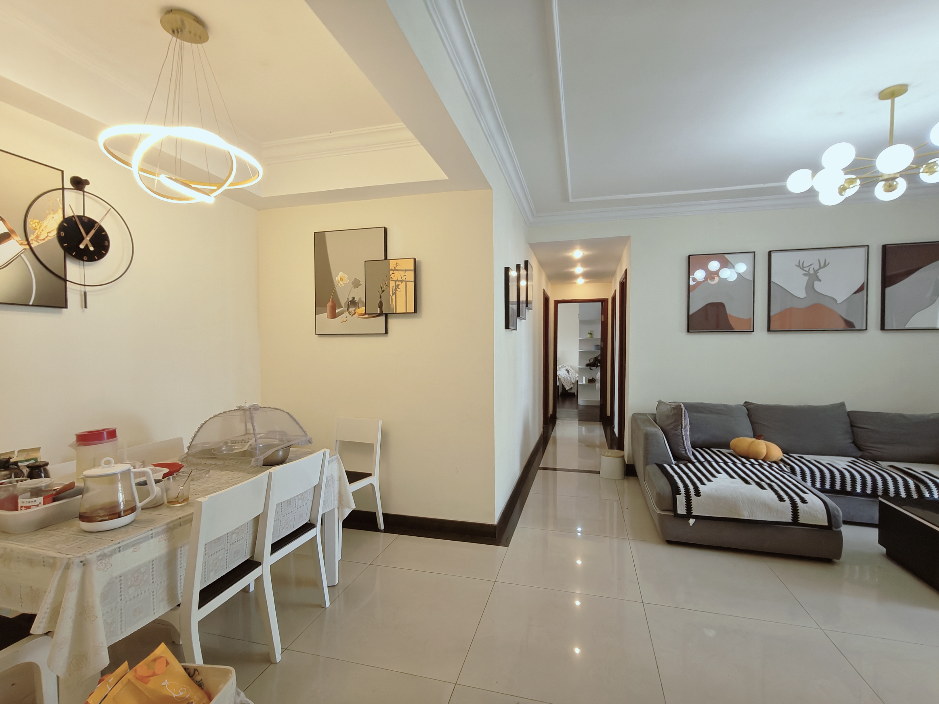 株洲恒大名都 3室2厅2卫 58.0万 株洲恒大名都 3室2厅2卫 58.0万厨房