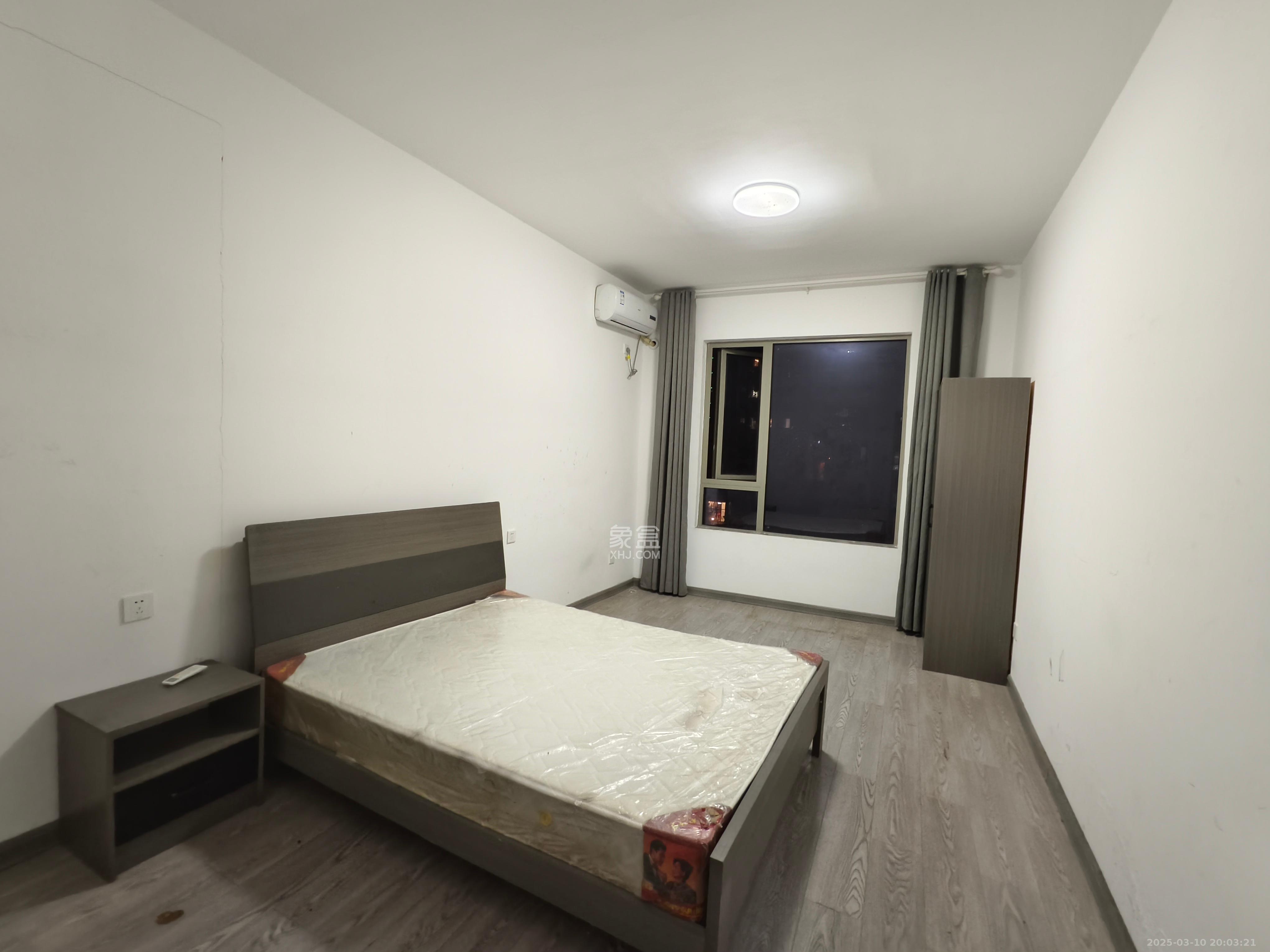 梅溪湖金茂湾 4室2厅2卫 3400.0元/月 梅溪湖金茂湾 4室2厅2卫 3400.0元/月室内图