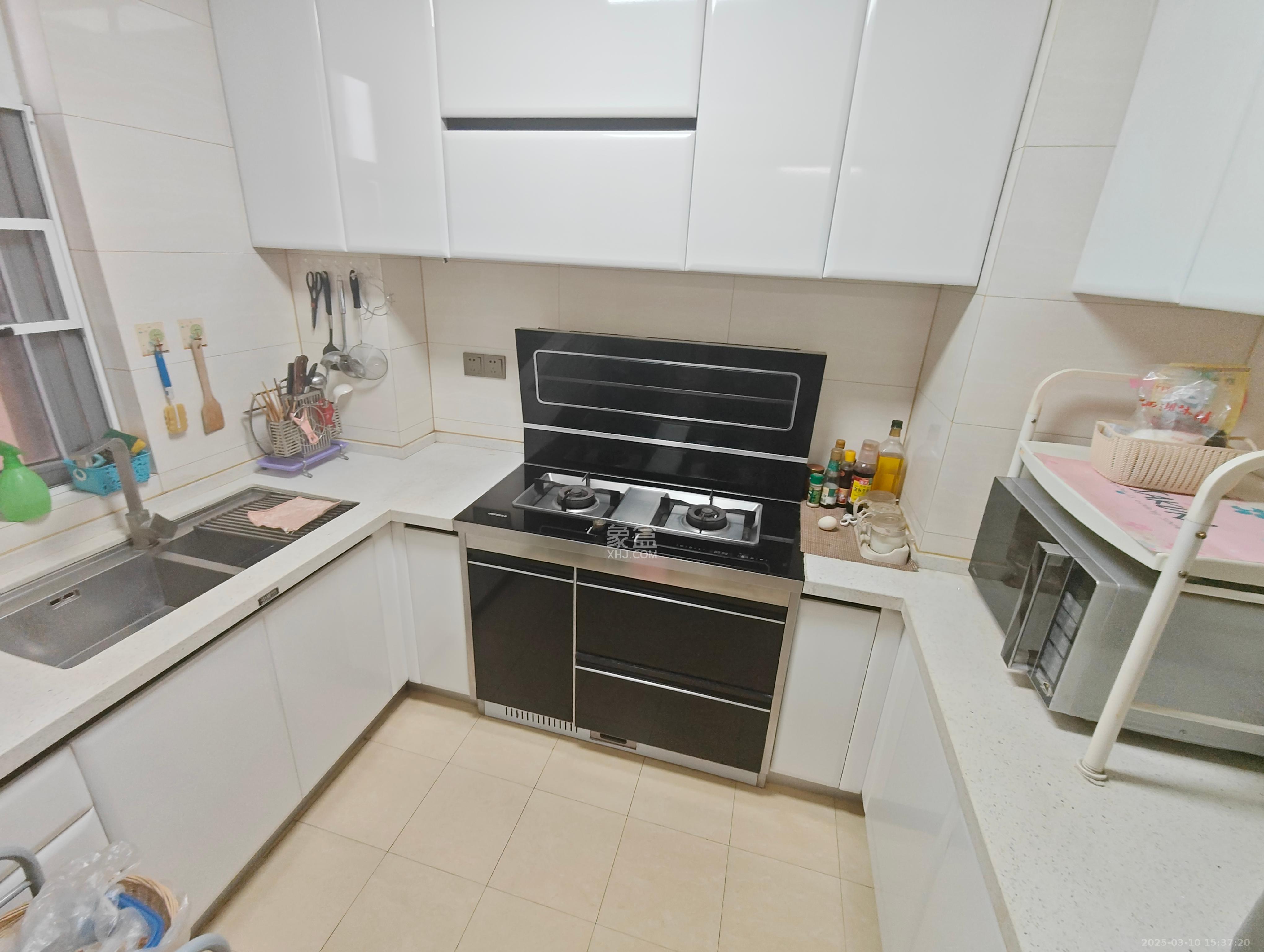 米兰春天 4室2厅2卫 2800.0元/月 米兰春天 4室2厅2卫 2800.0元/月室内图