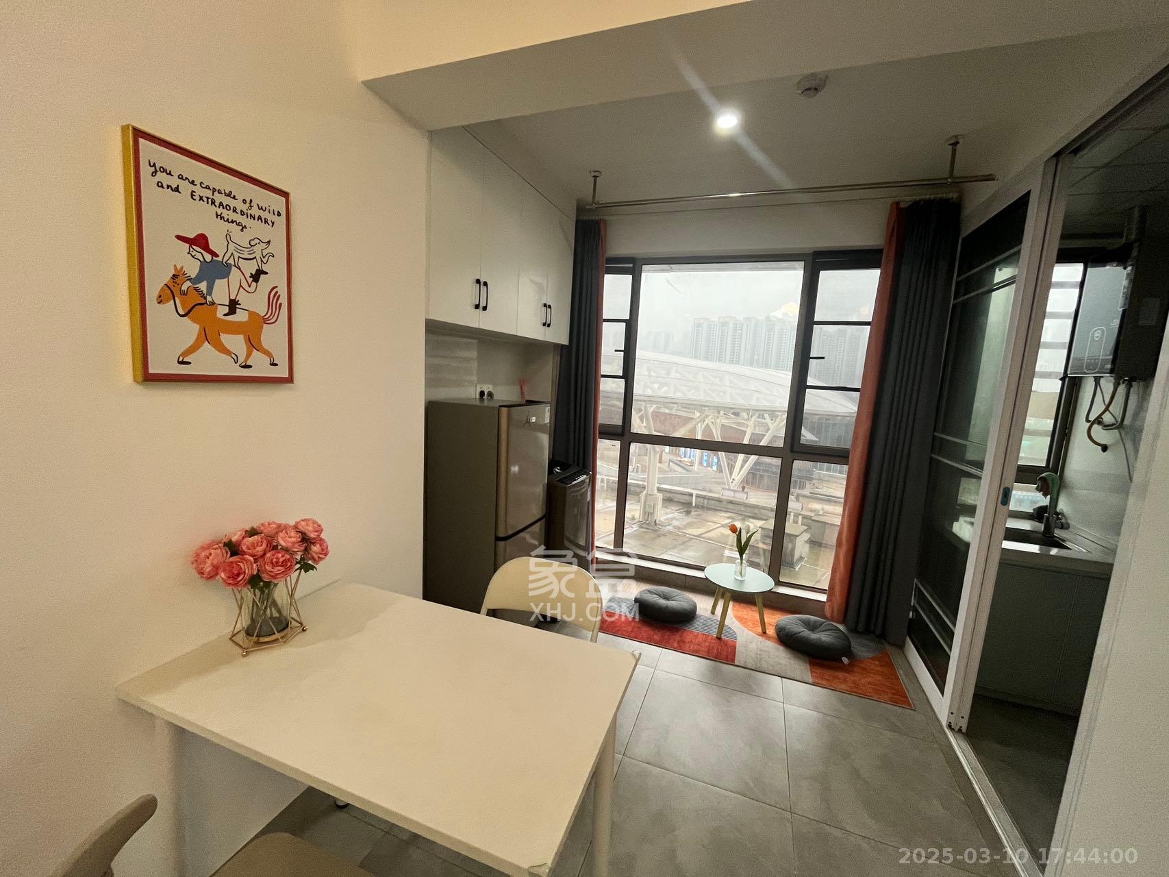 新天地步步高 1室1厅1卫 1100.0元/月 新天地步步高 1室1厅1卫 1100.0元/月室内图