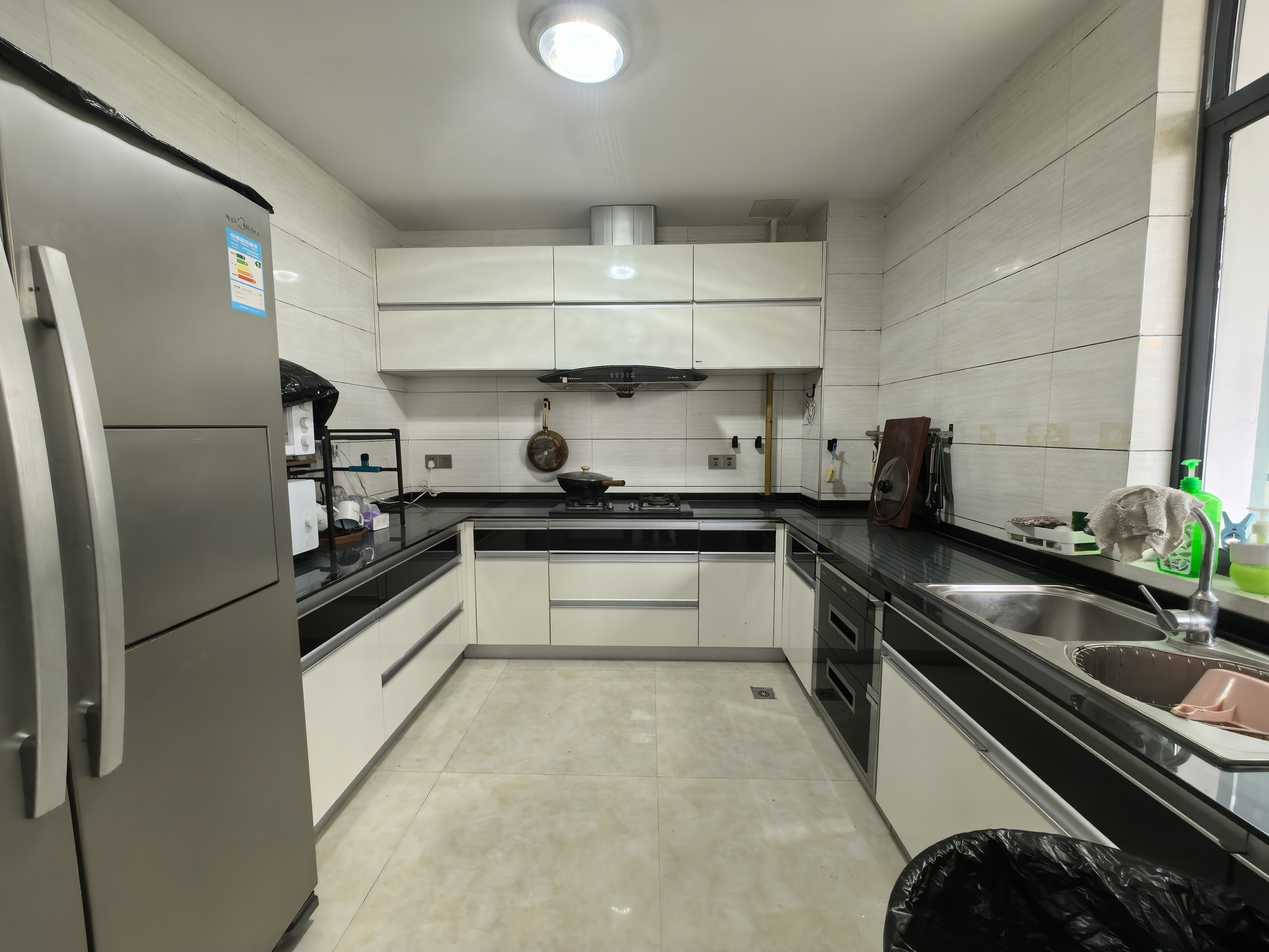 鑫成君泰 4室2厅2卫 98.0万 鑫成君泰 4室2厅2卫 98.0万客厅