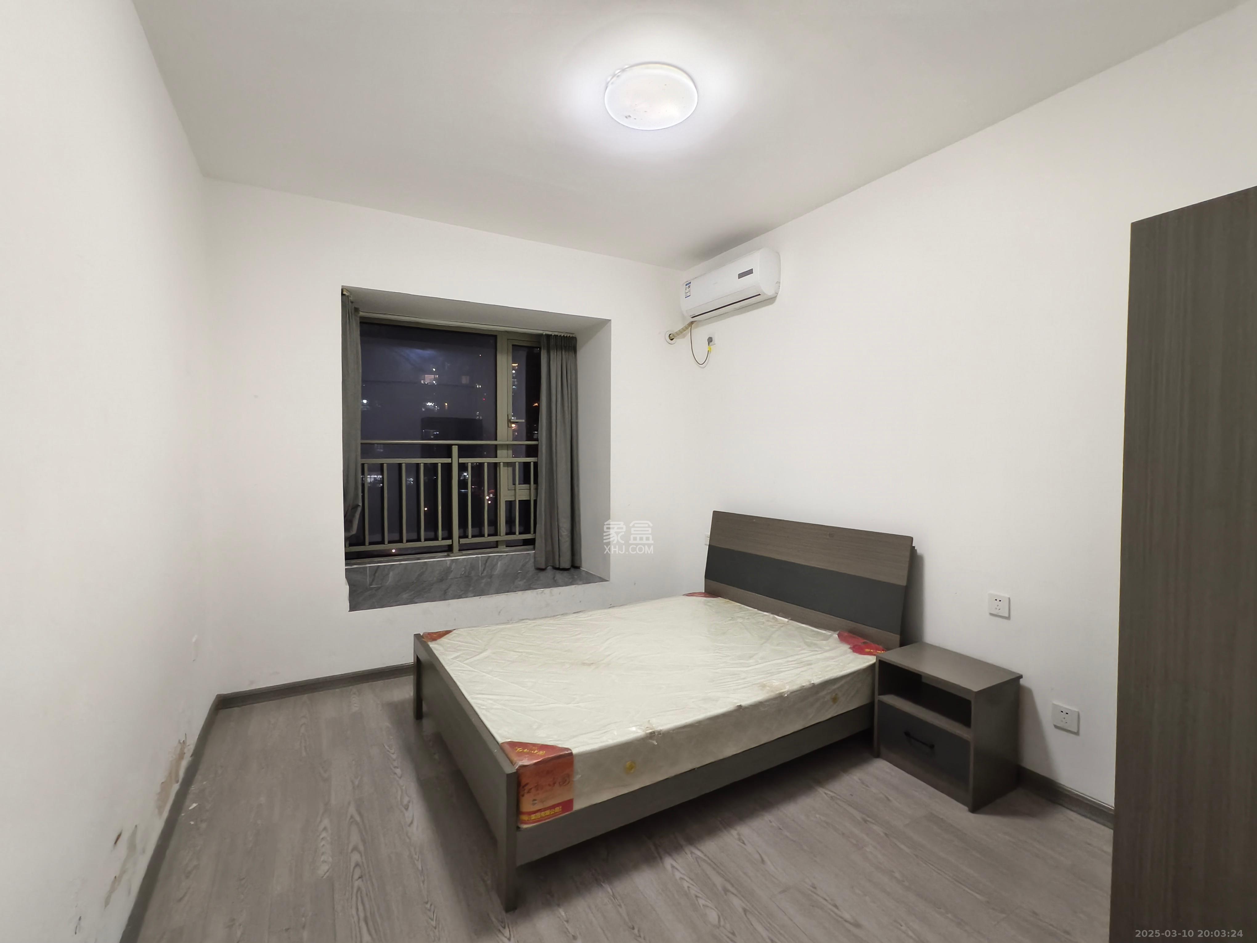 梅溪湖金茂湾 4室2厅2卫 3400.0元/月 梅溪湖金茂湾 4室2厅2卫 3400.0元/月室内图