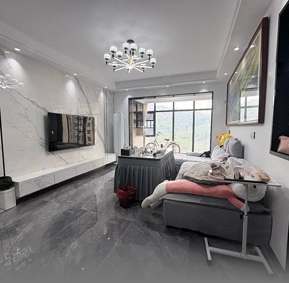 云泰天麓 4室2厅2卫 98.0万 云泰天麓 4室2厅2卫 98.0万客厅