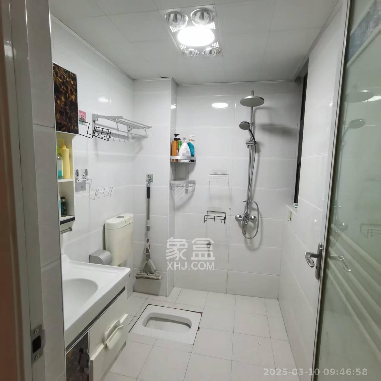 华润橡树湾 3室2厅1卫 2200.0元/月 华润橡树湾 3室2厅1卫 2200.0元/月室内图