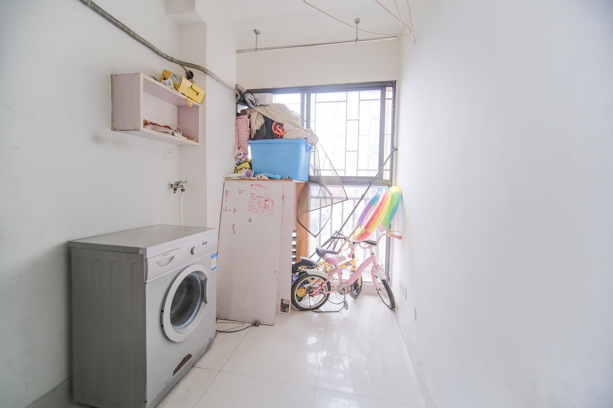 三一街区  2室2厅1卫    42.0万 三一街区  2室2厅1卫    42.0万阳台