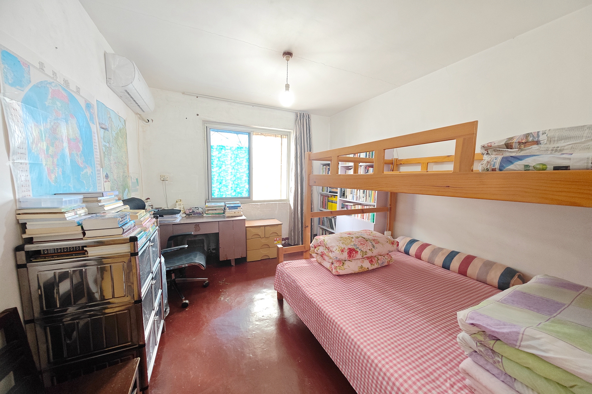 湖南第六工程有限公司机关小区(六公司机关大院) 3室2厅1卫 63.0万 湖南第六工程有限公司机关小区(六公司机关大院) 3室2厅1卫 63.0万卧室