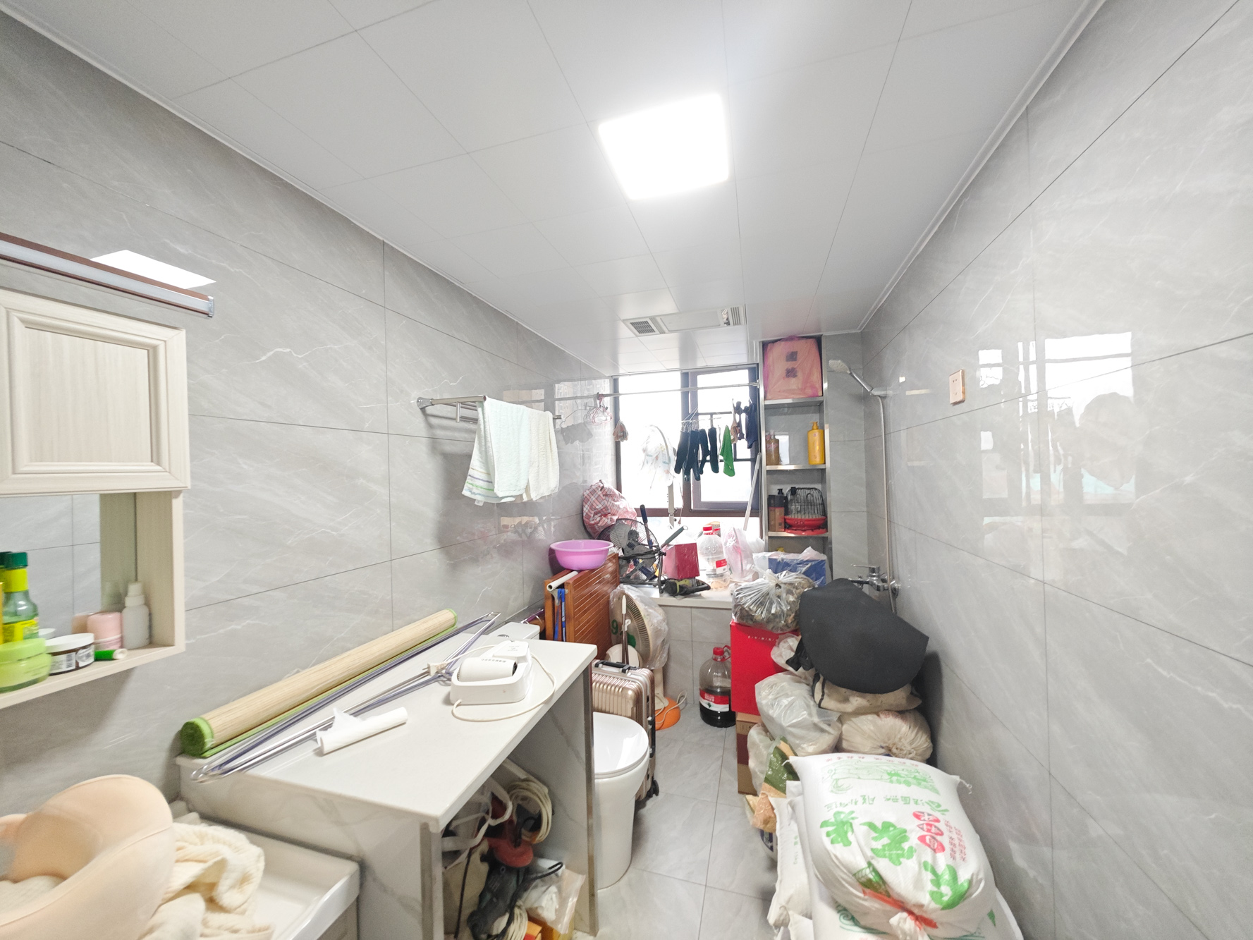 奥园誉景华府  3室2厅2卫   118.00万其他