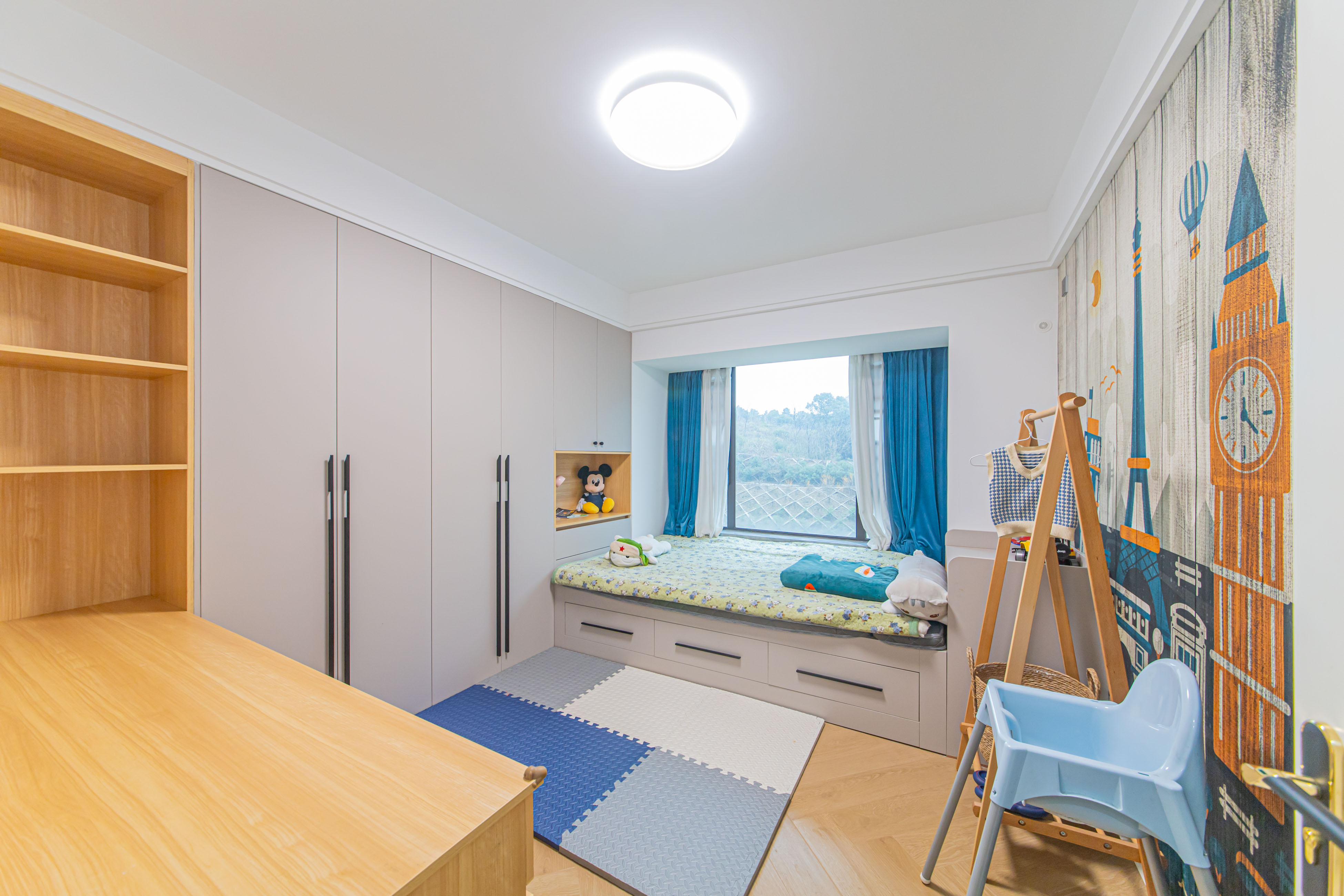 长沙美的梧桐庄园  4室2厅2卫    220.0万 长沙美的梧桐庄园  4室2厅2卫    220.0万卧室