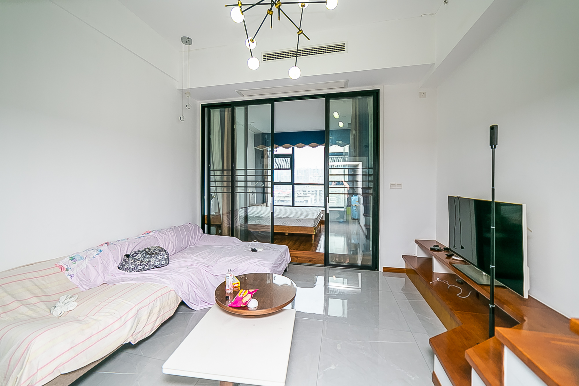 荣悦台  2室1厅1卫    75.0万 荣悦台  2室1厅1卫    75.0万客厅