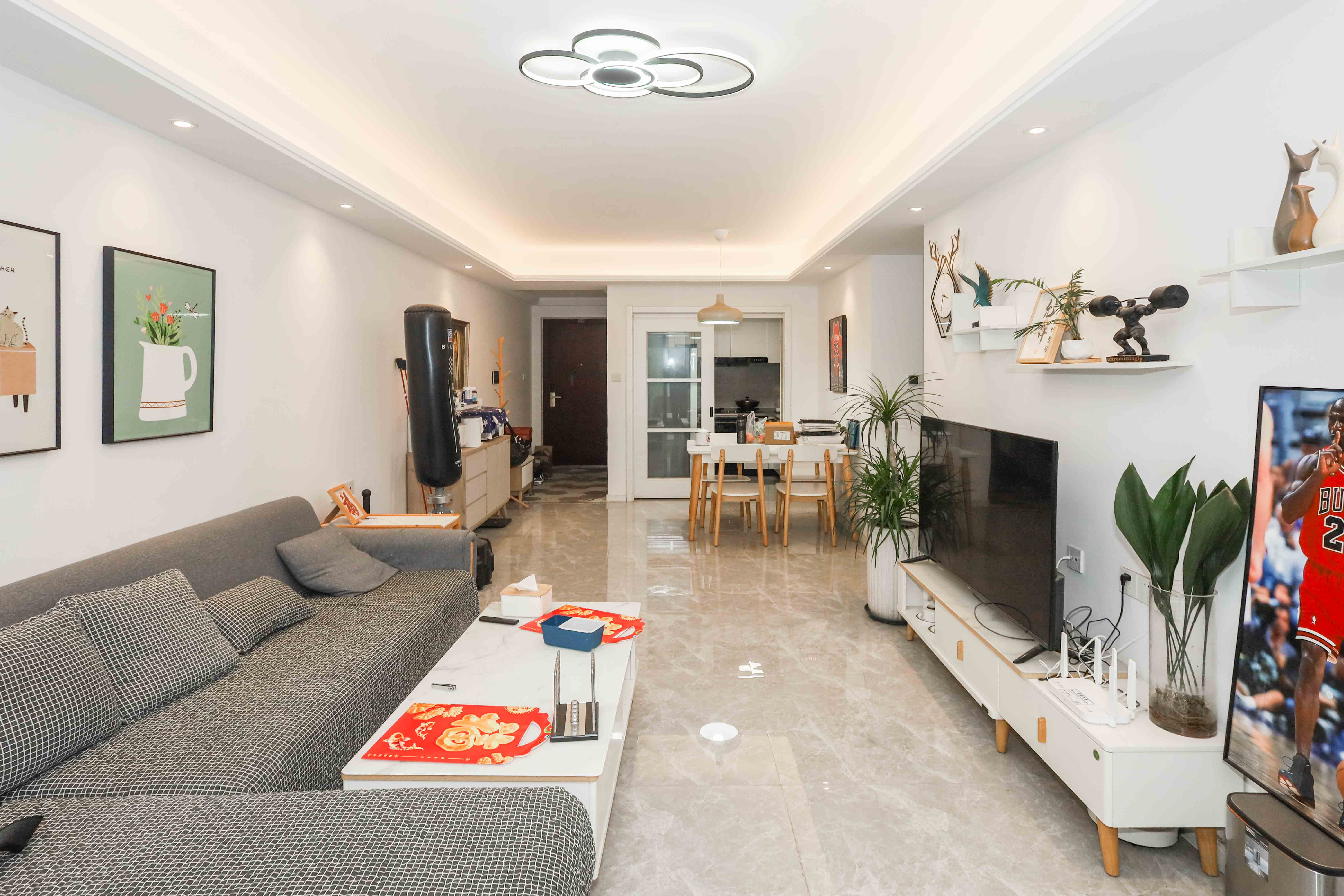 万科金色梦想C区 3室2厅2卫 120.0万 万科金色梦想C区 3室2厅2卫 120.0万客厅