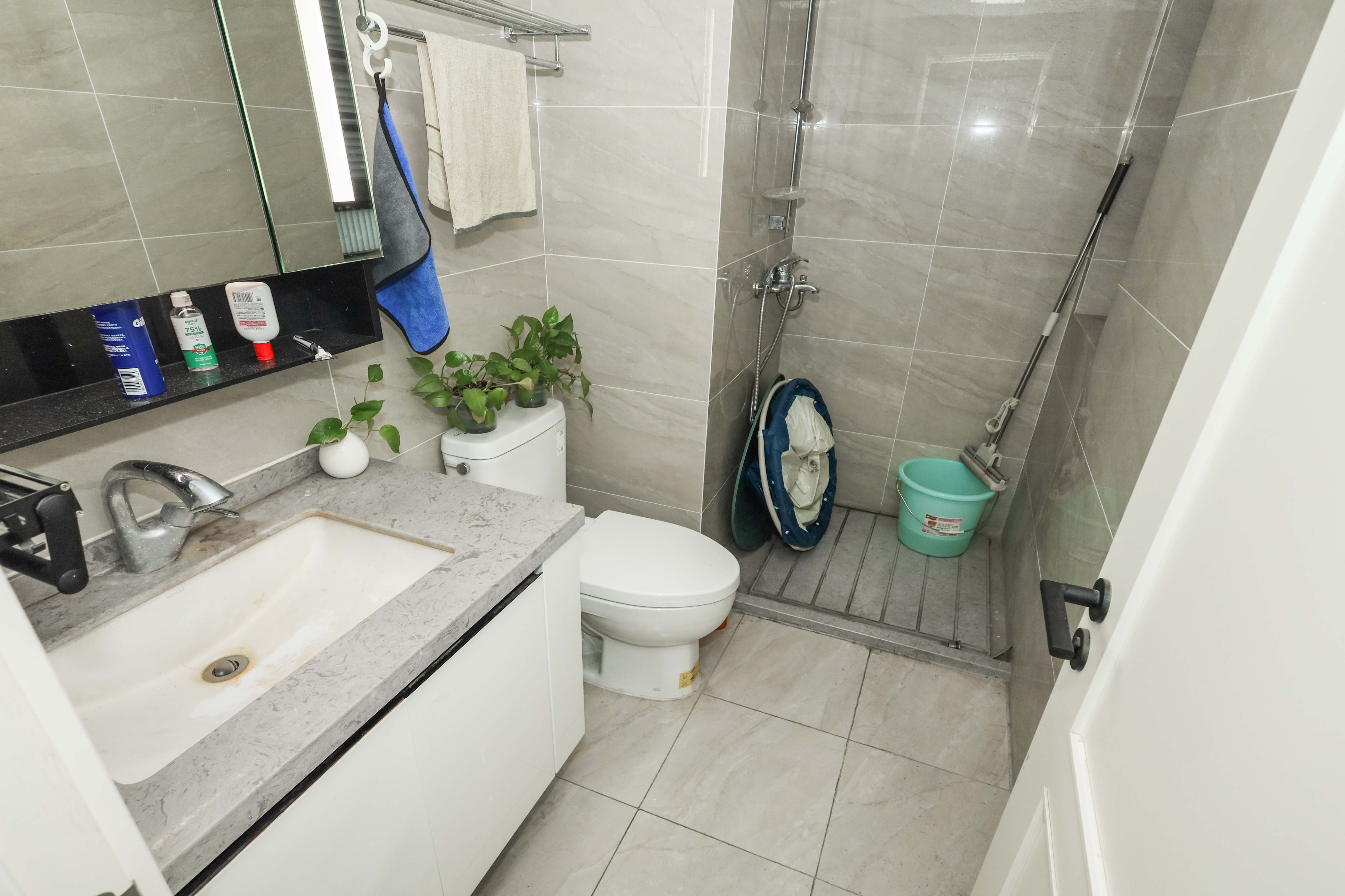 万科金色梦想C区 3室2厅2卫 120.0万 万科金色梦想C区 3室2厅2卫 120.0万卫生间