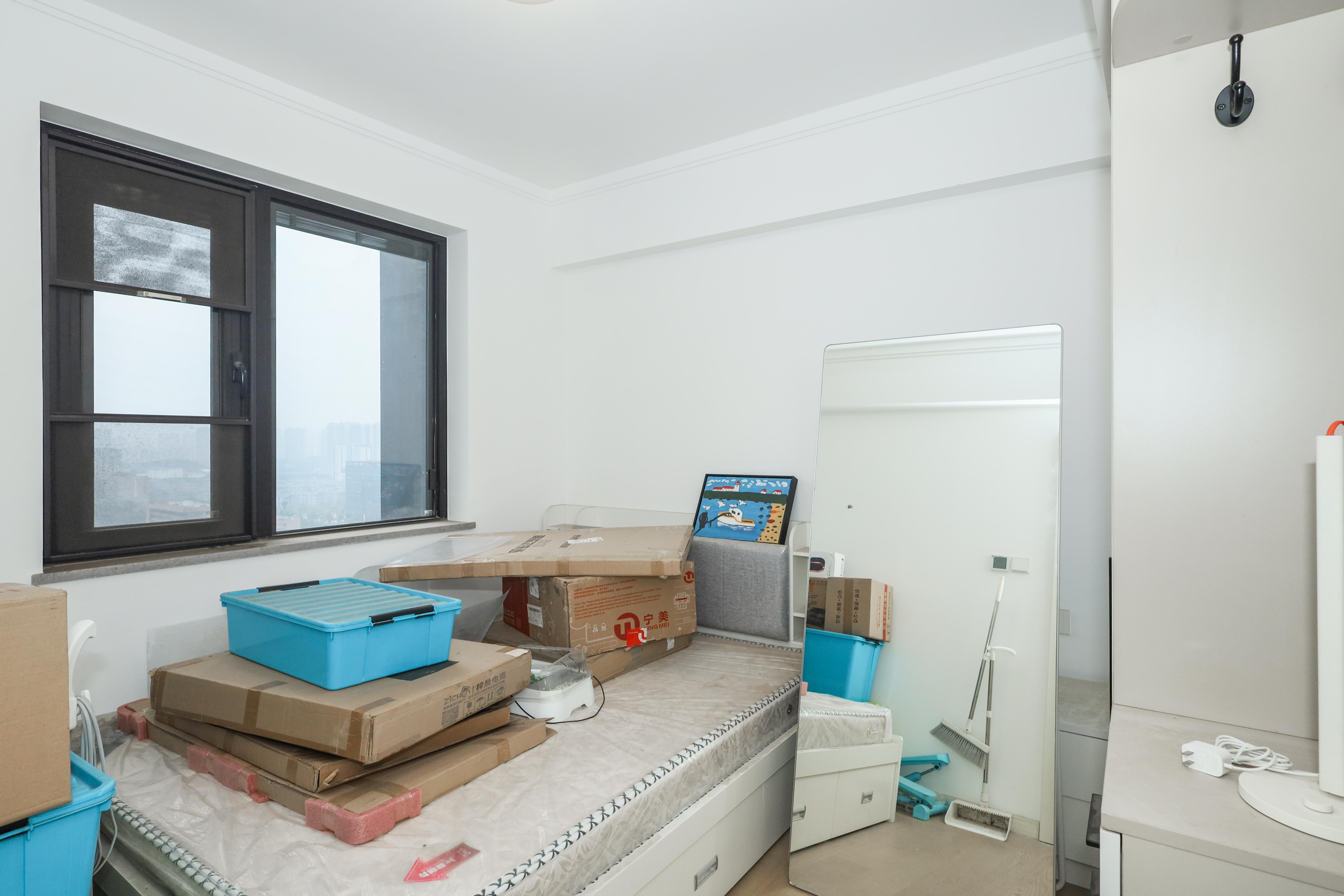 万科金色梦想C区 3室2厅2卫 120.0万 万科金色梦想C区 3室2厅2卫 120.0万卧室