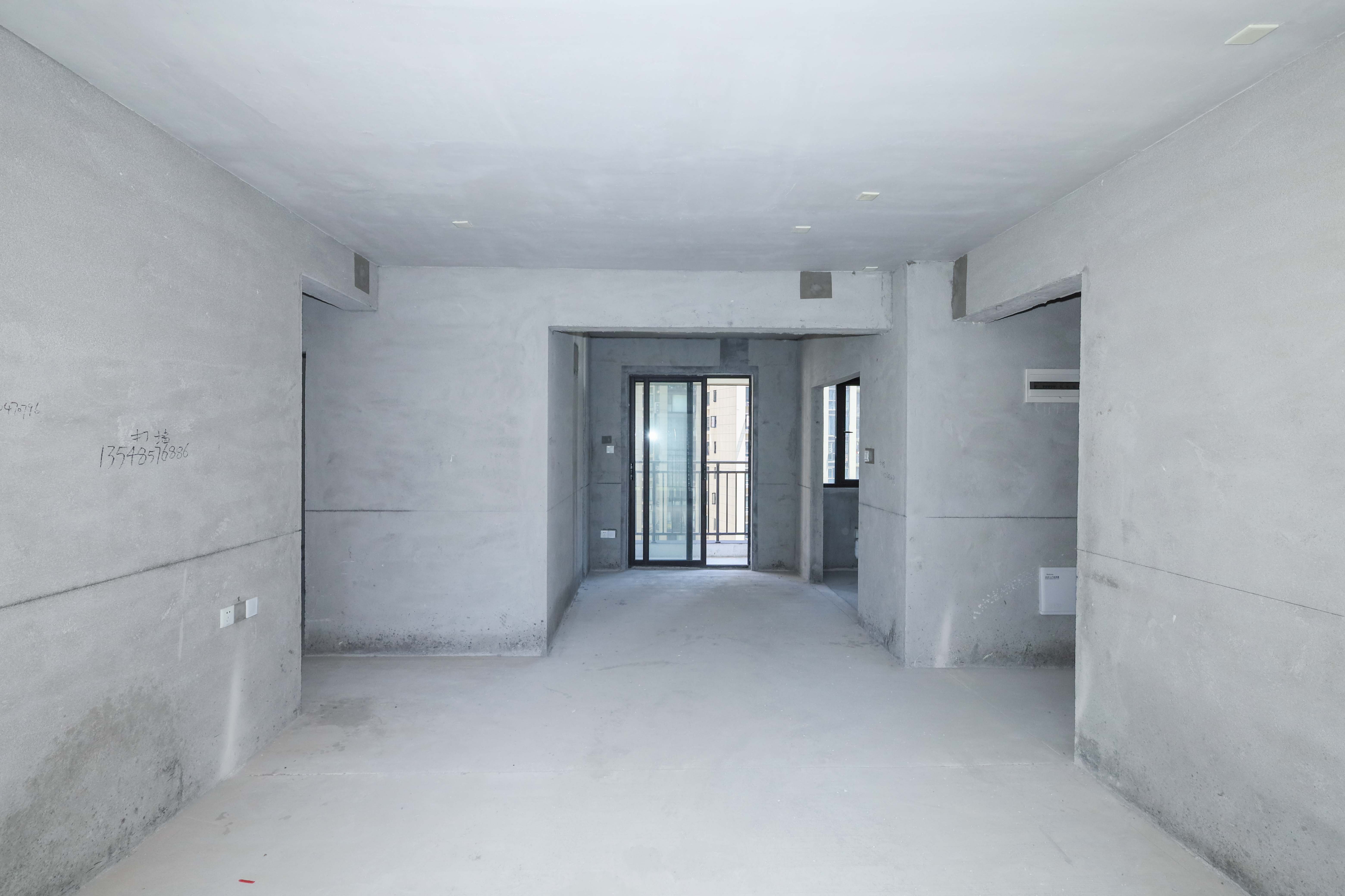 中国铁建梅溪青秀三期  1室0厅0卫   205.00万客厅