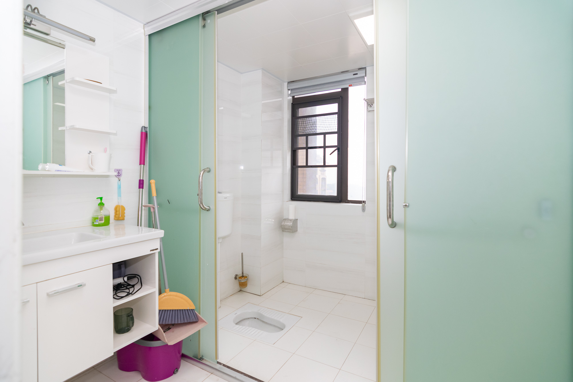 高域自然城 4室2厅2卫 99.8万 高域自然城 4室2厅2卫 99.8万卫生间