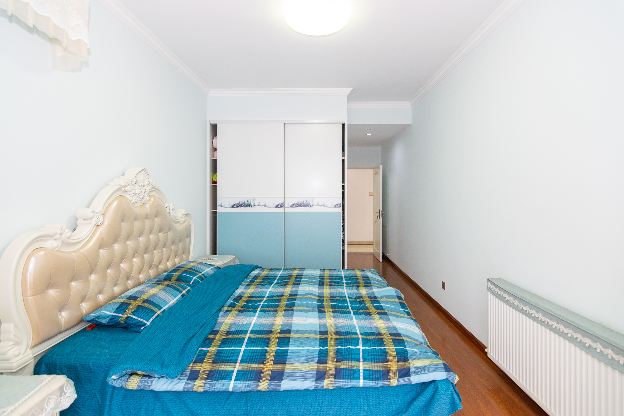 高域自然城 4室2厅2卫 99.8万 高域自然城 4室2厅2卫 99.8万卧室