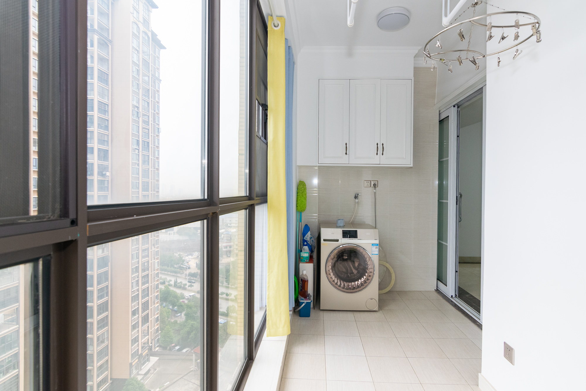 高域自然城 4室2厅2卫 99.8万 高域自然城 4室2厅2卫 99.8万阳台