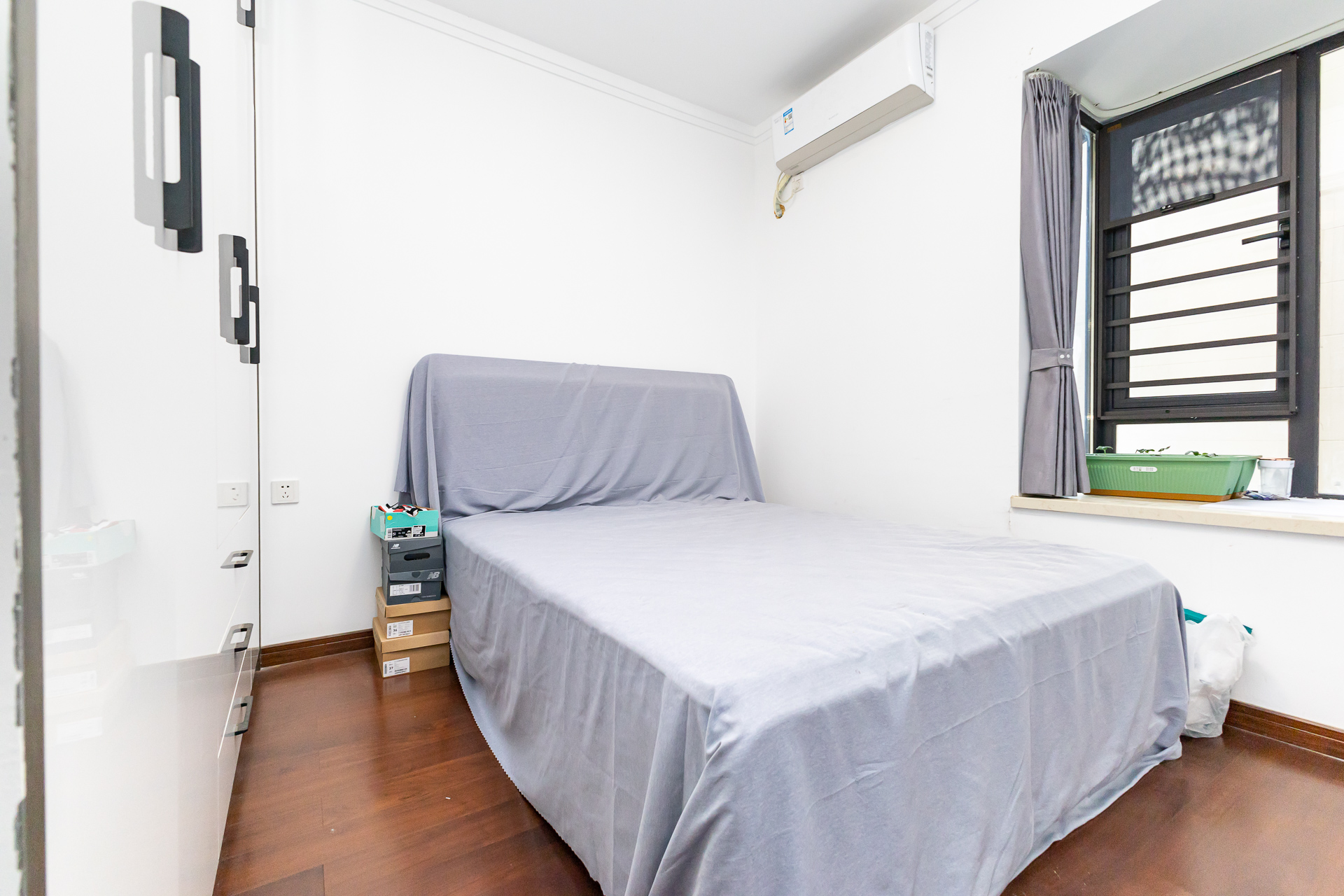 万润滨江天著 4室2厅2卫 132.0万 万润滨江天著 4室2厅2卫 132.0万卧室