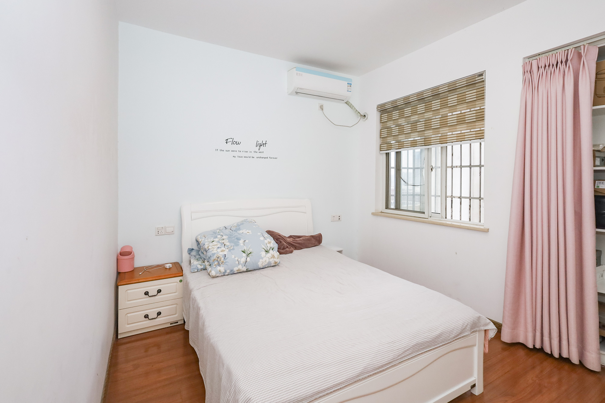 鸣沙苑总工会(市总工会宿舍) 3室2厅1卫 88.88万 鸣沙苑总工会(市总工会宿舍) 3室2厅1卫 88.88万卧室