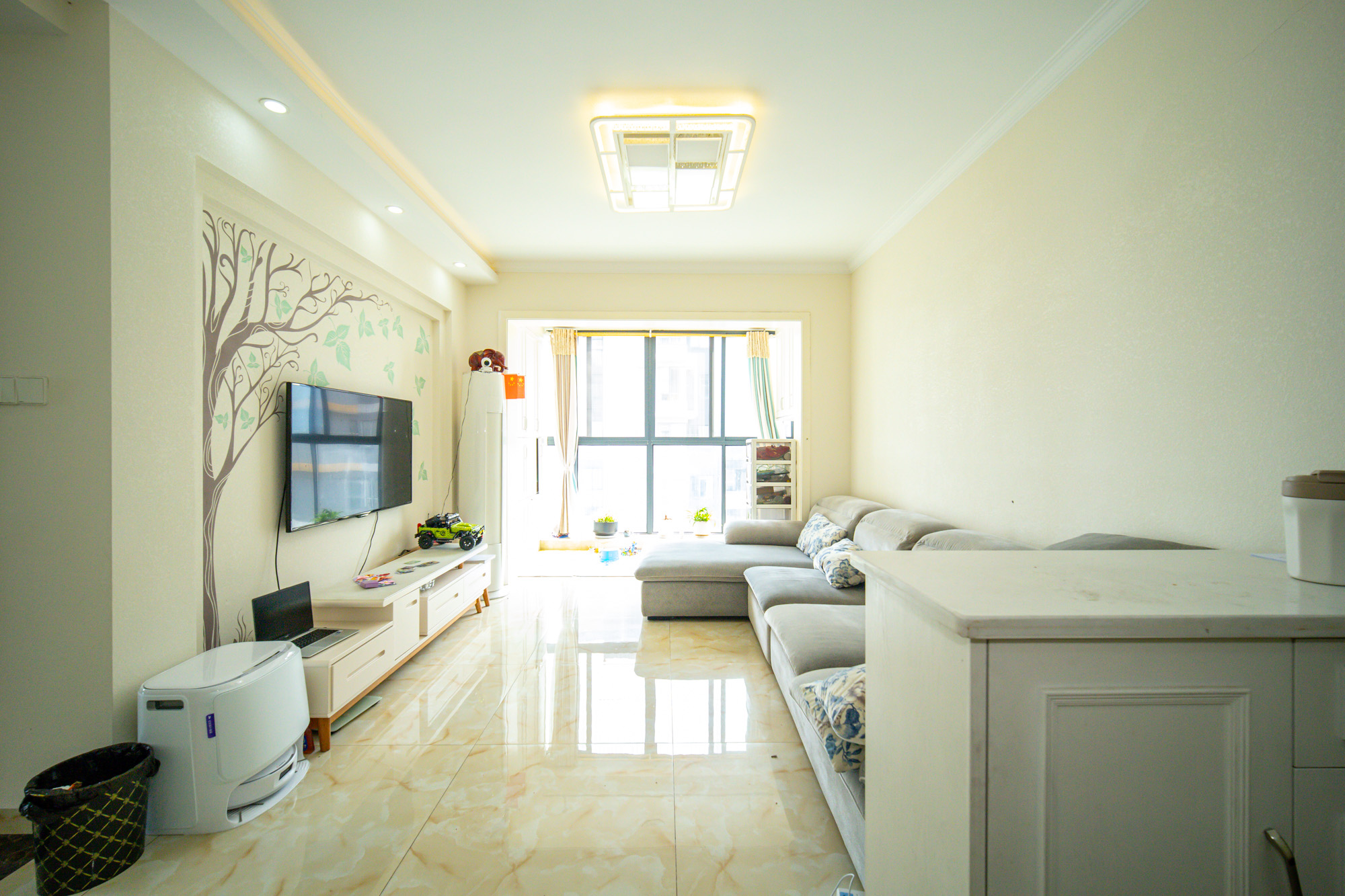 恒基凯旋门三期  3室2厅1卫    86.8万客厅