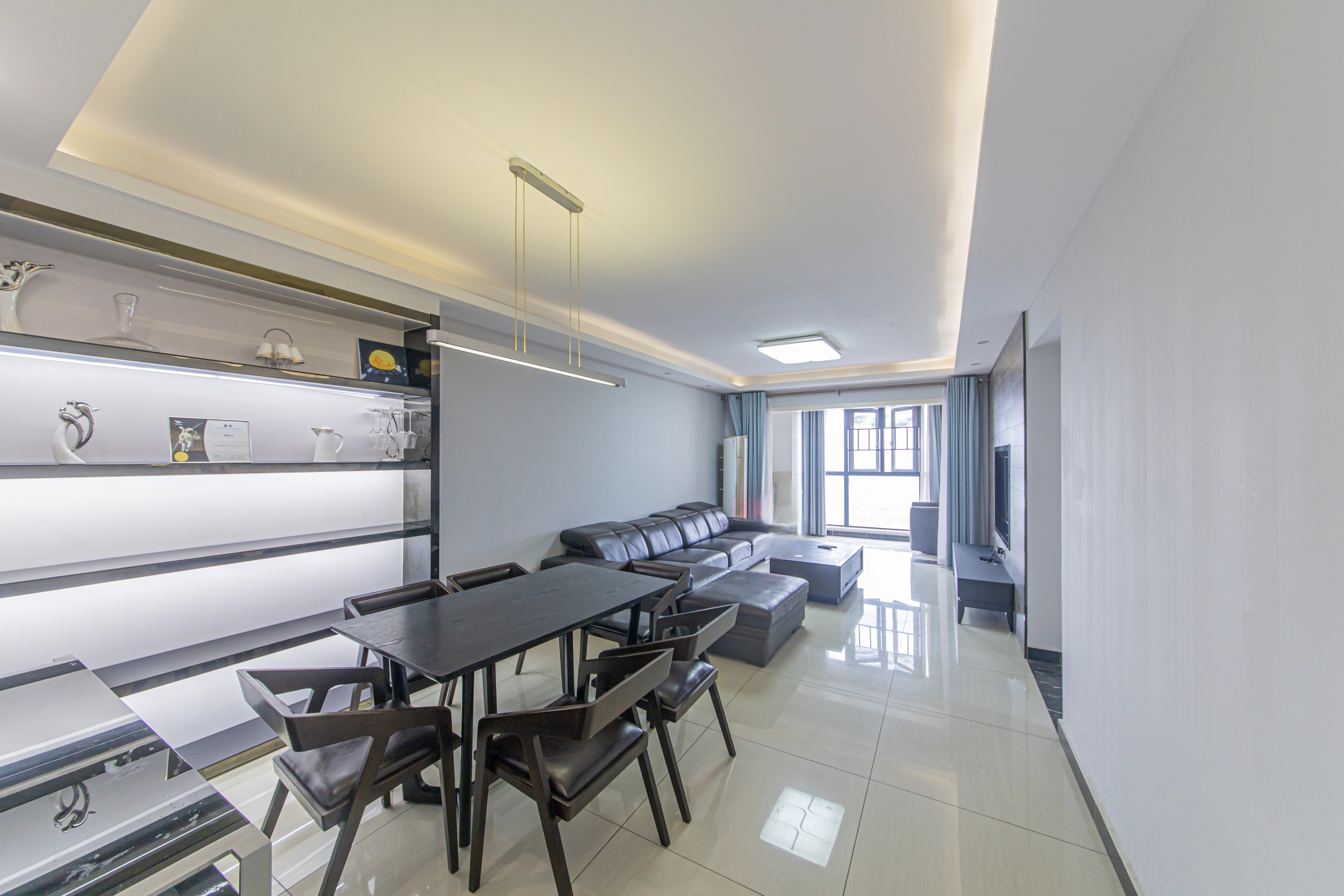 九峰远见 2室2厅1卫 95.8万 九峰远见 2室2厅1卫 95.8万客厅