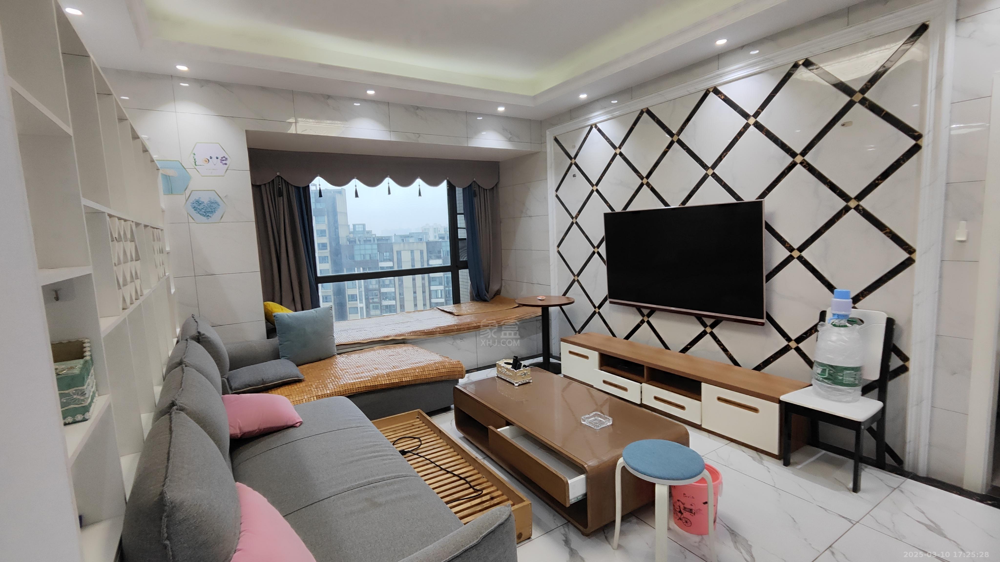 美的城一期 3室2厅2卫 2500.0元/月 美的城一期 3室2厅2卫 2500.0元/月室内图