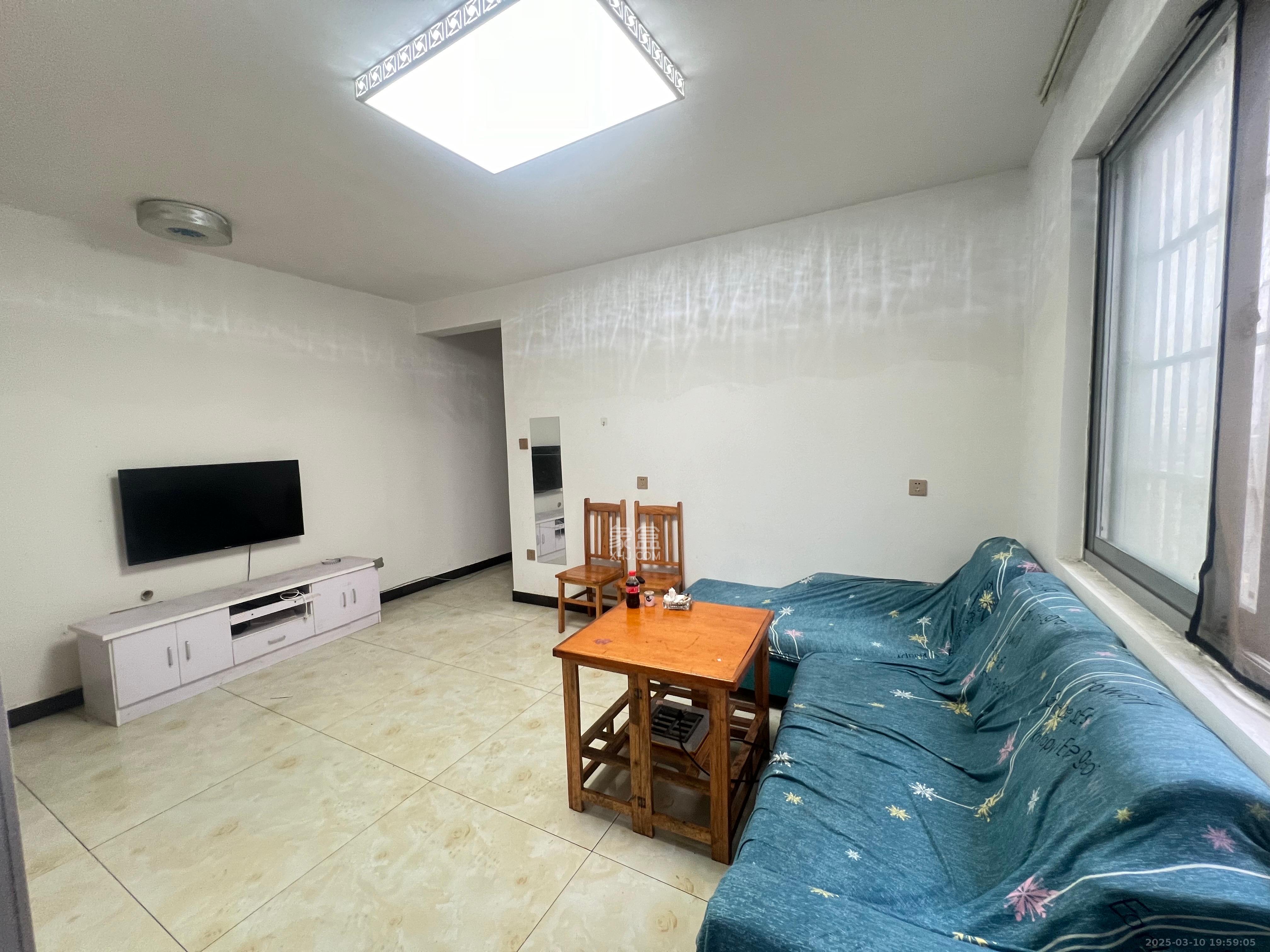 汇景豪庭  1室1厅1卫   2300.00元/月