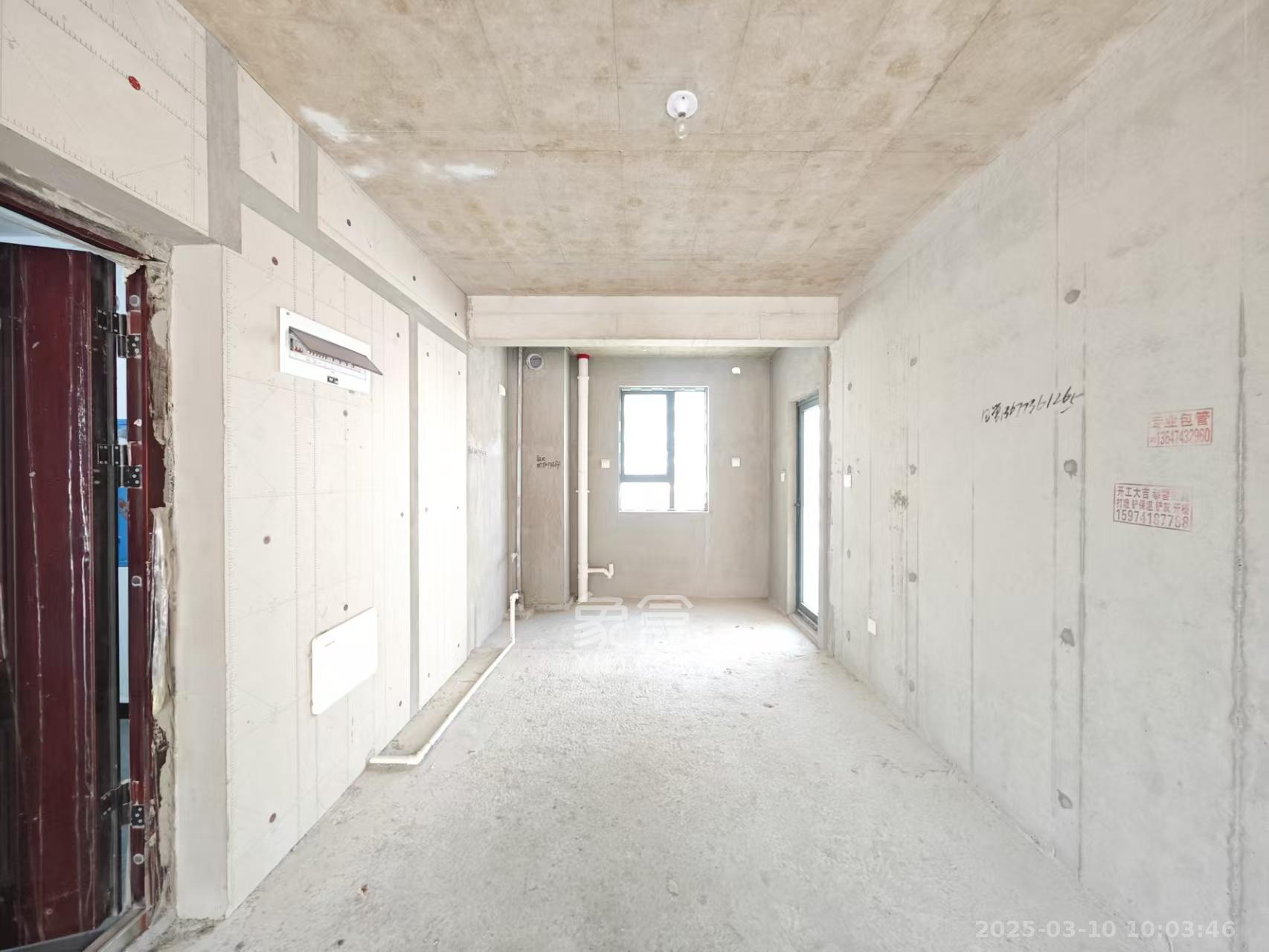 伊景园滨河苑 3室2厅2卫 900.0元/月 伊景园滨河苑 3室2厅2卫 900.0元/月室内图