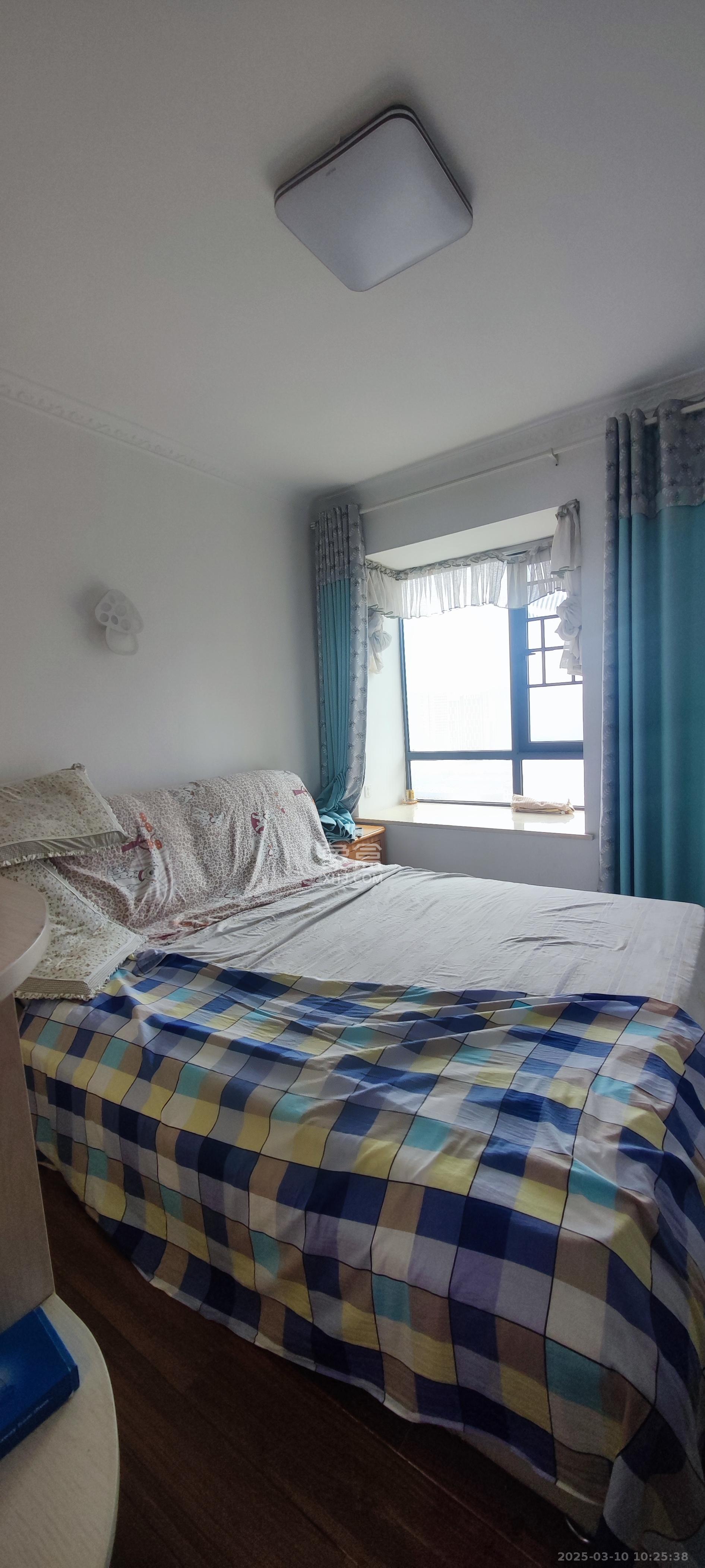 光明城市(星辰青年城) 3室2厅2卫 2200.0元/月 光明城市(星辰青年城) 3室2厅2卫 2200.0元/月室内图