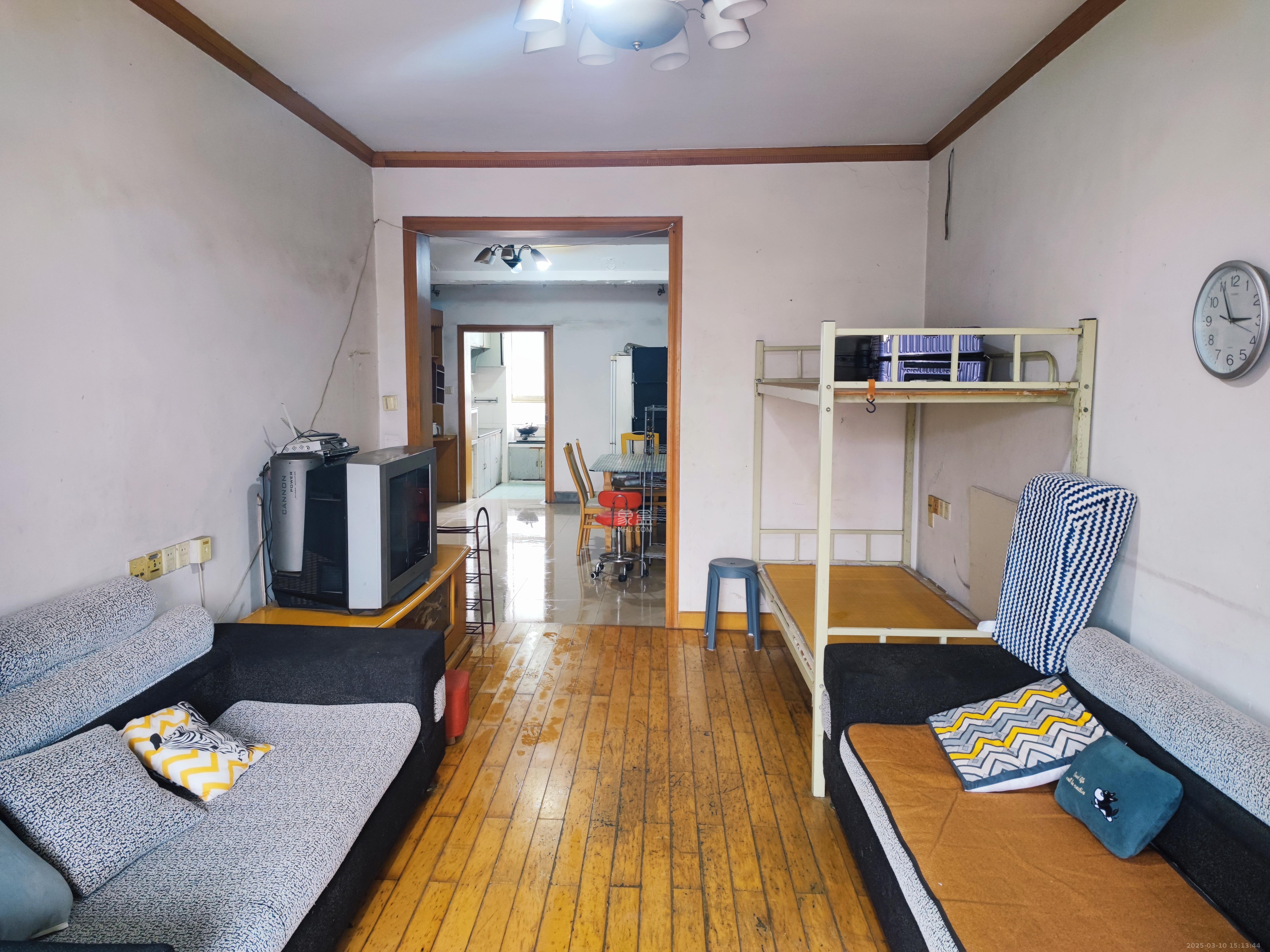 省卫生厅宿舍 3室2厅1卫 2000.0元/月 省卫生厅宿舍 3室2厅1卫 2000.0元/月室内图