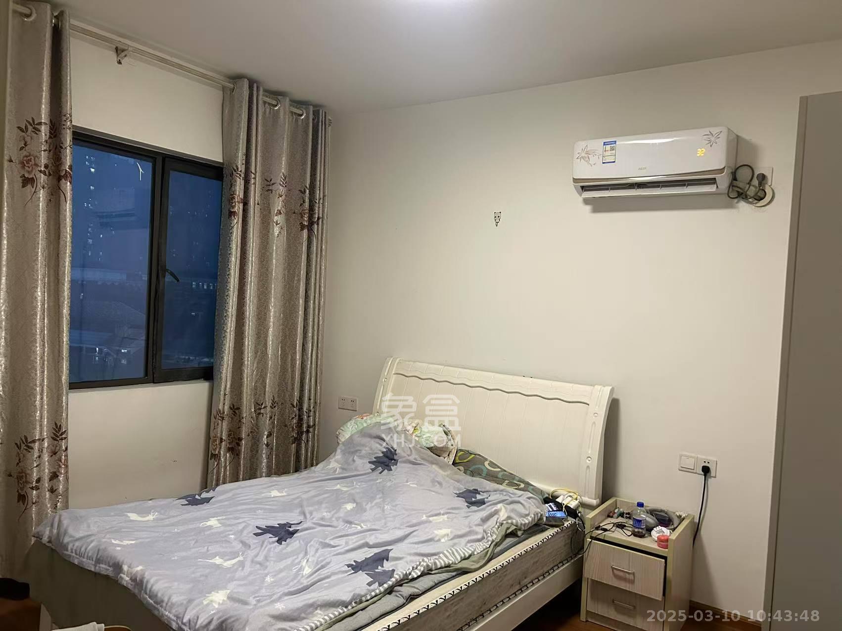梅溪湖合能璞丽  1室2厅1卫   1800.00元/月