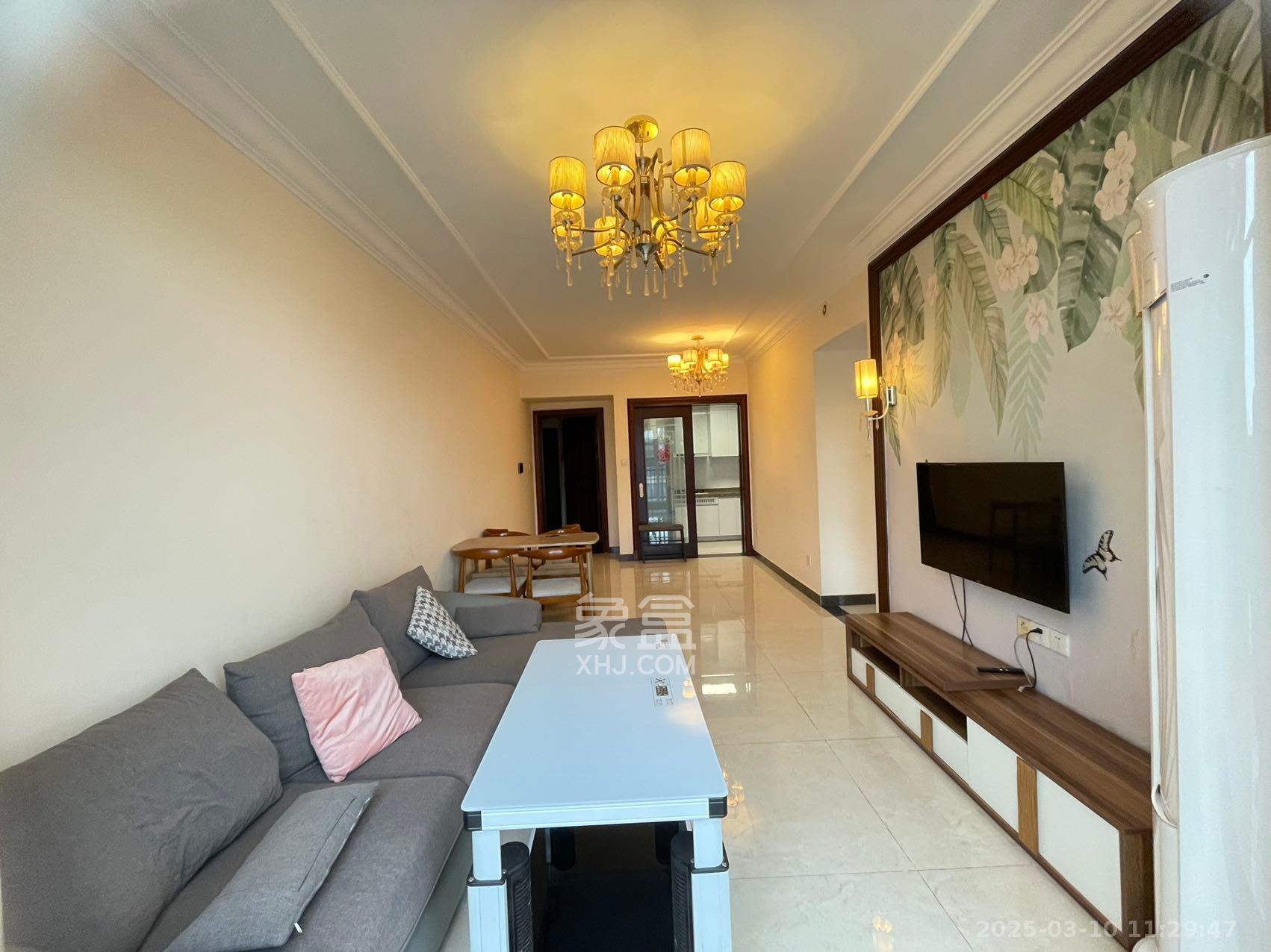 恒大江湾 3室2厅1卫 2300.0元/月 恒大江湾 3室2厅1卫 2300.0元/月室内图