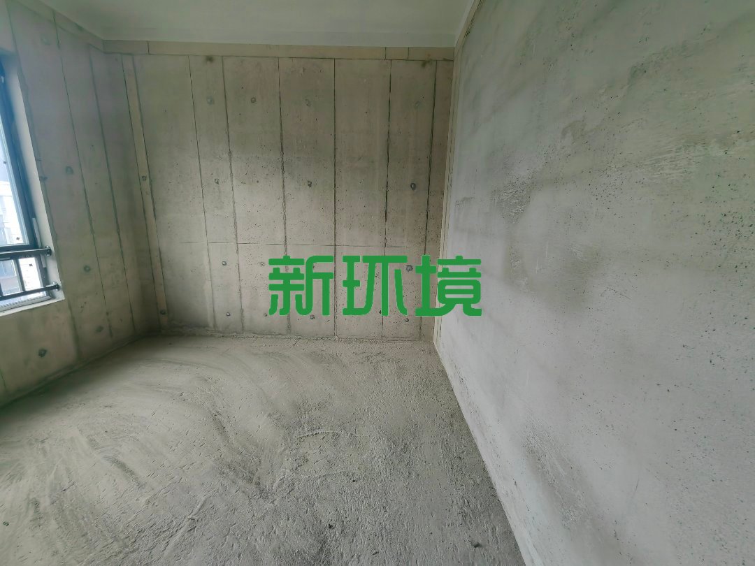荣盛花语书院  4室2厅2卫   88.00万客厅