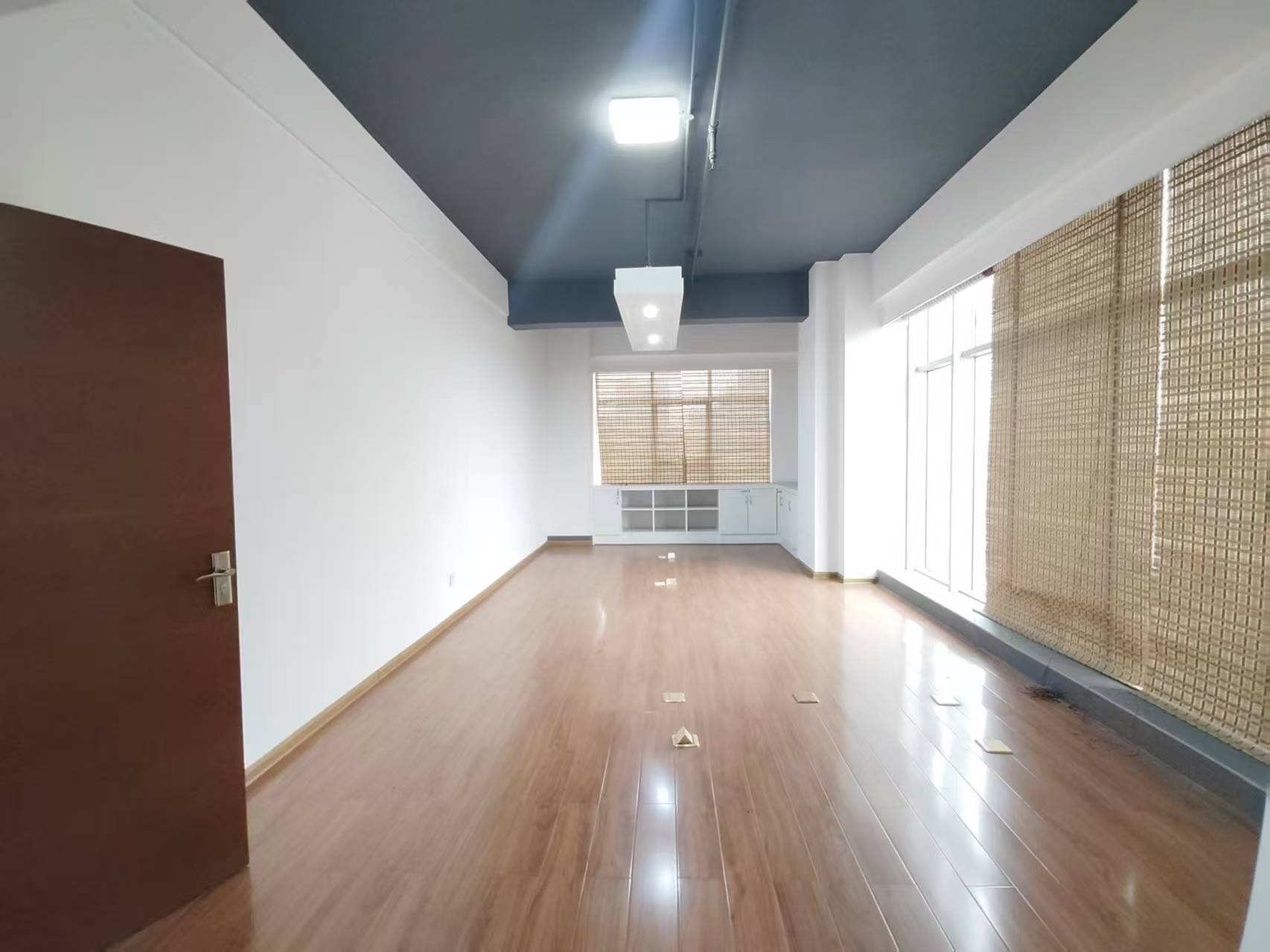 星月都会  1室0厅0卫   12000.00元/月室内图