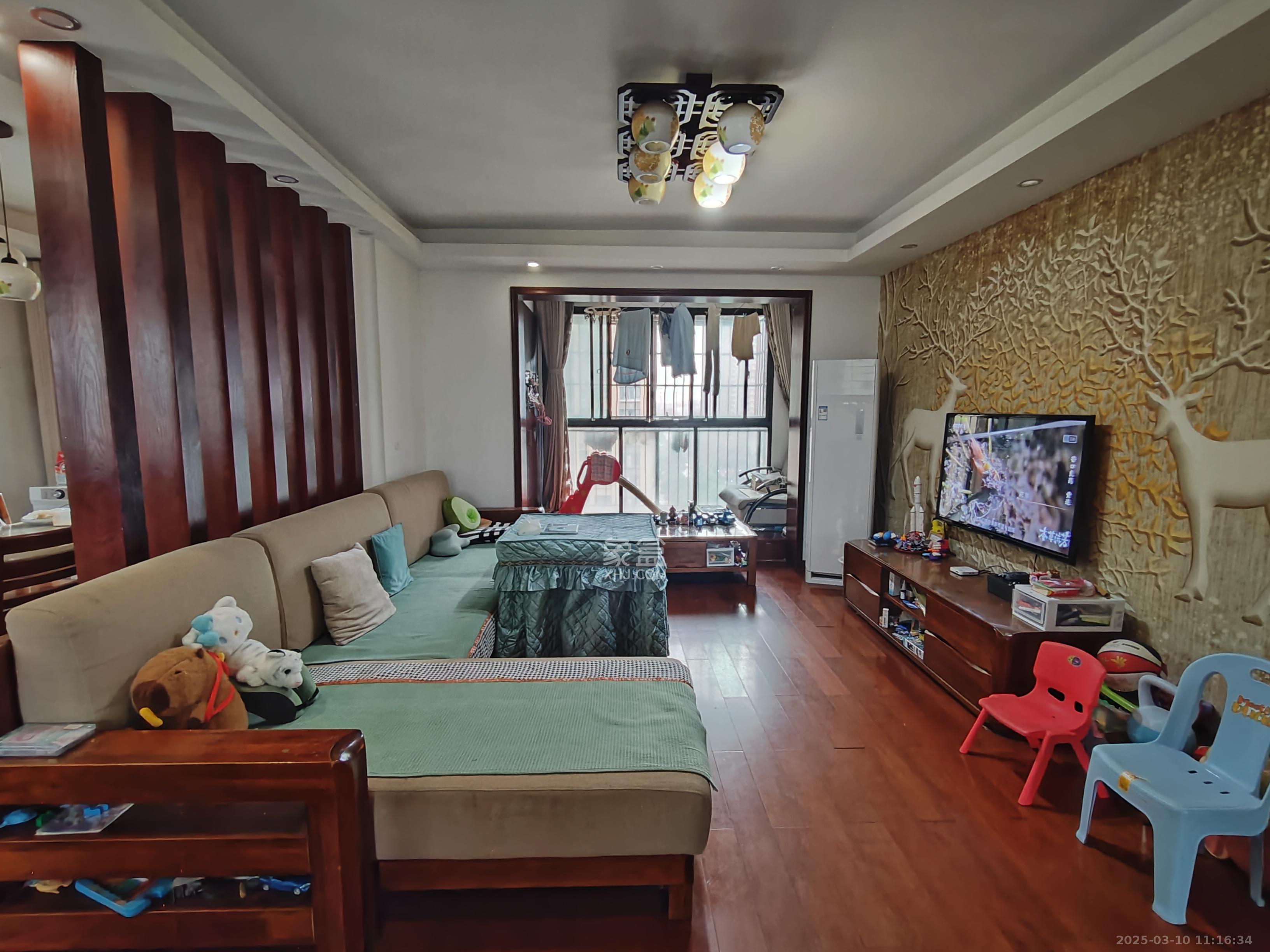 华润凤凰城三期 3室2厅2卫 2100.0元/月 华润凤凰城三期 3室2厅2卫 2100.0元/月室内图