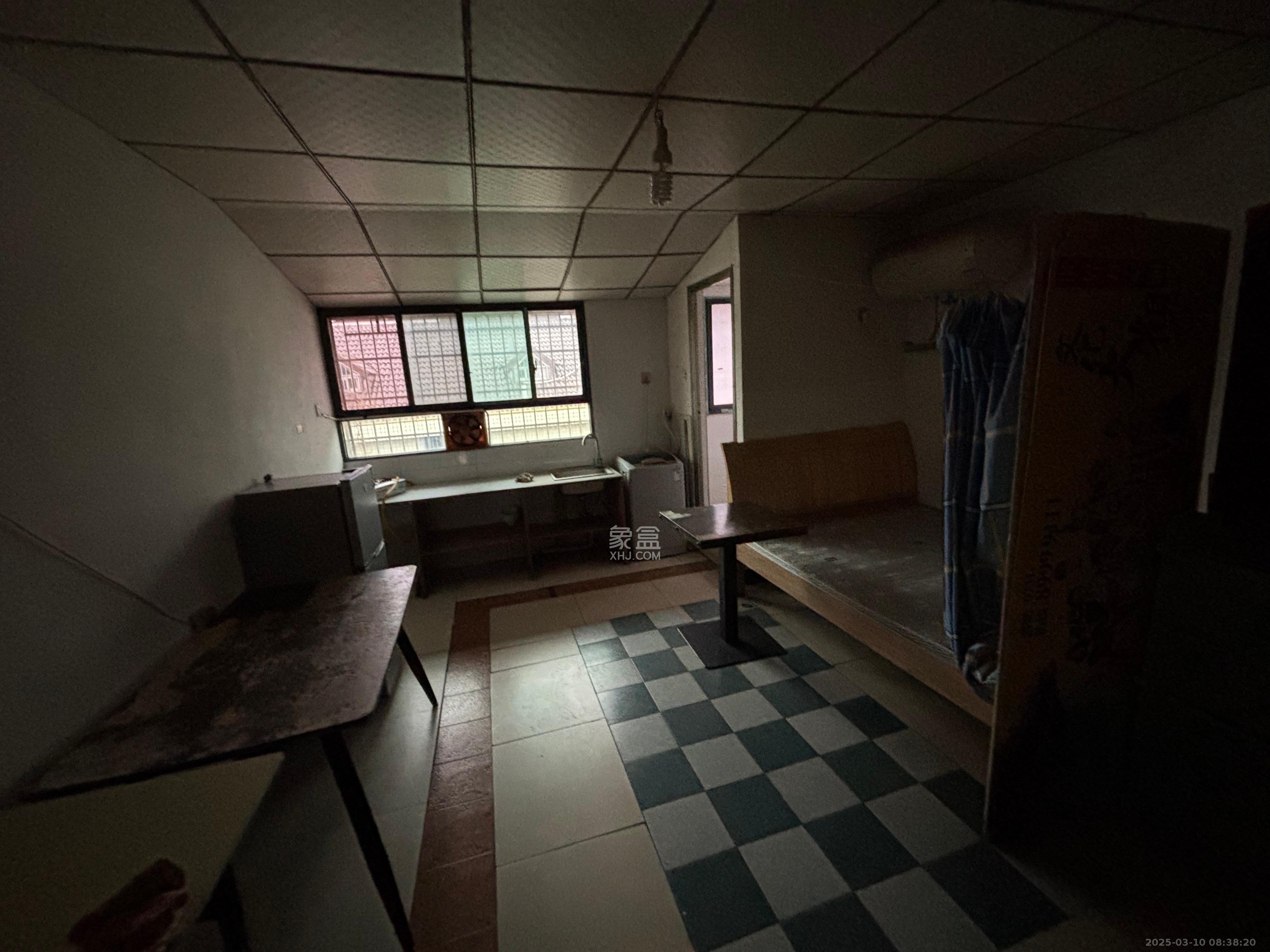 付家湾小区（东屯渡农场付家湾）  1室1厅1卫    1200.0元/月室内图