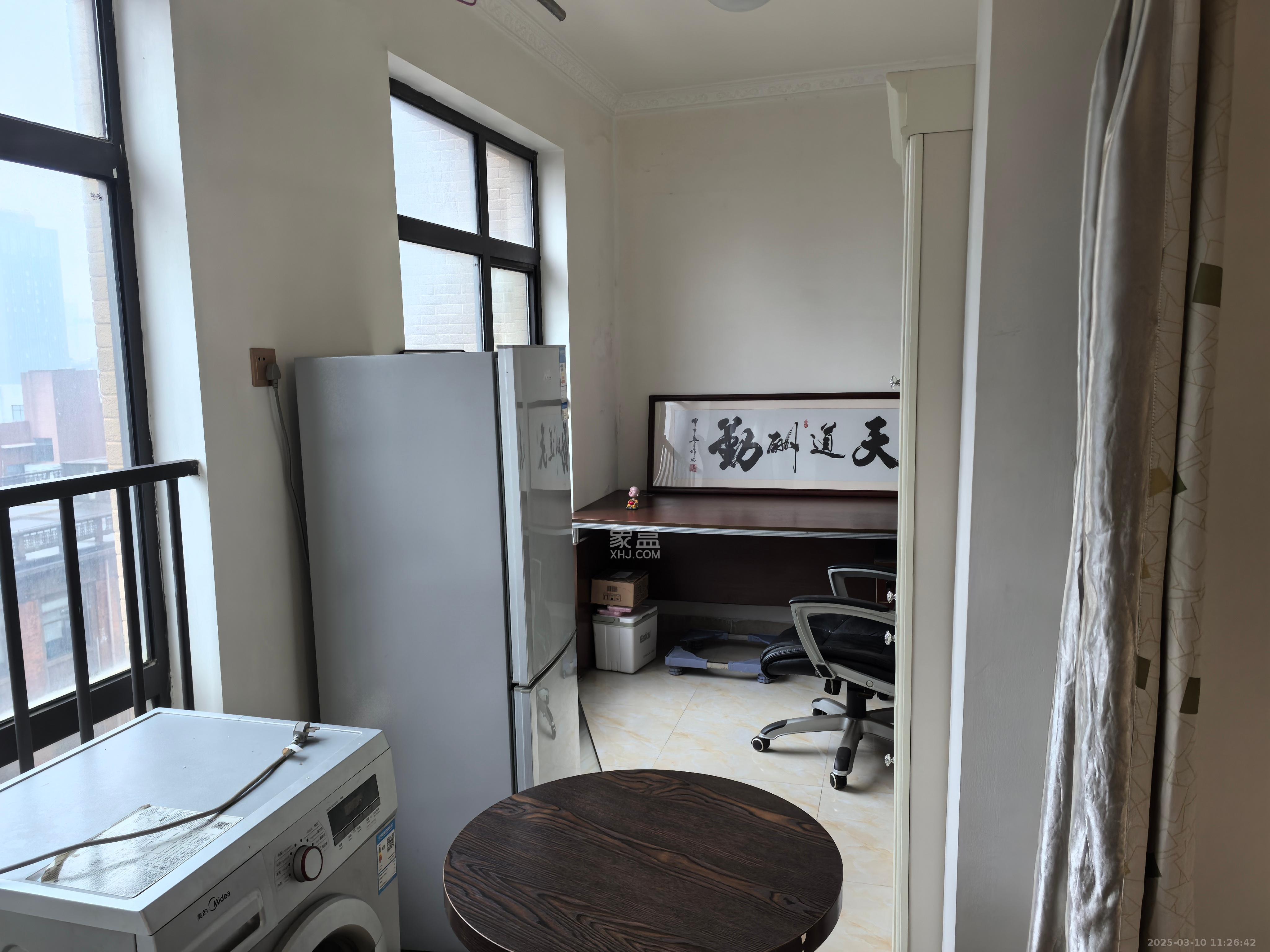 湘域城邦(湘域国际中心) 1室1厅1卫 2200.0元/月 湘域城邦(湘域国际中心) 1室1厅1卫 2200.0元/月室内图