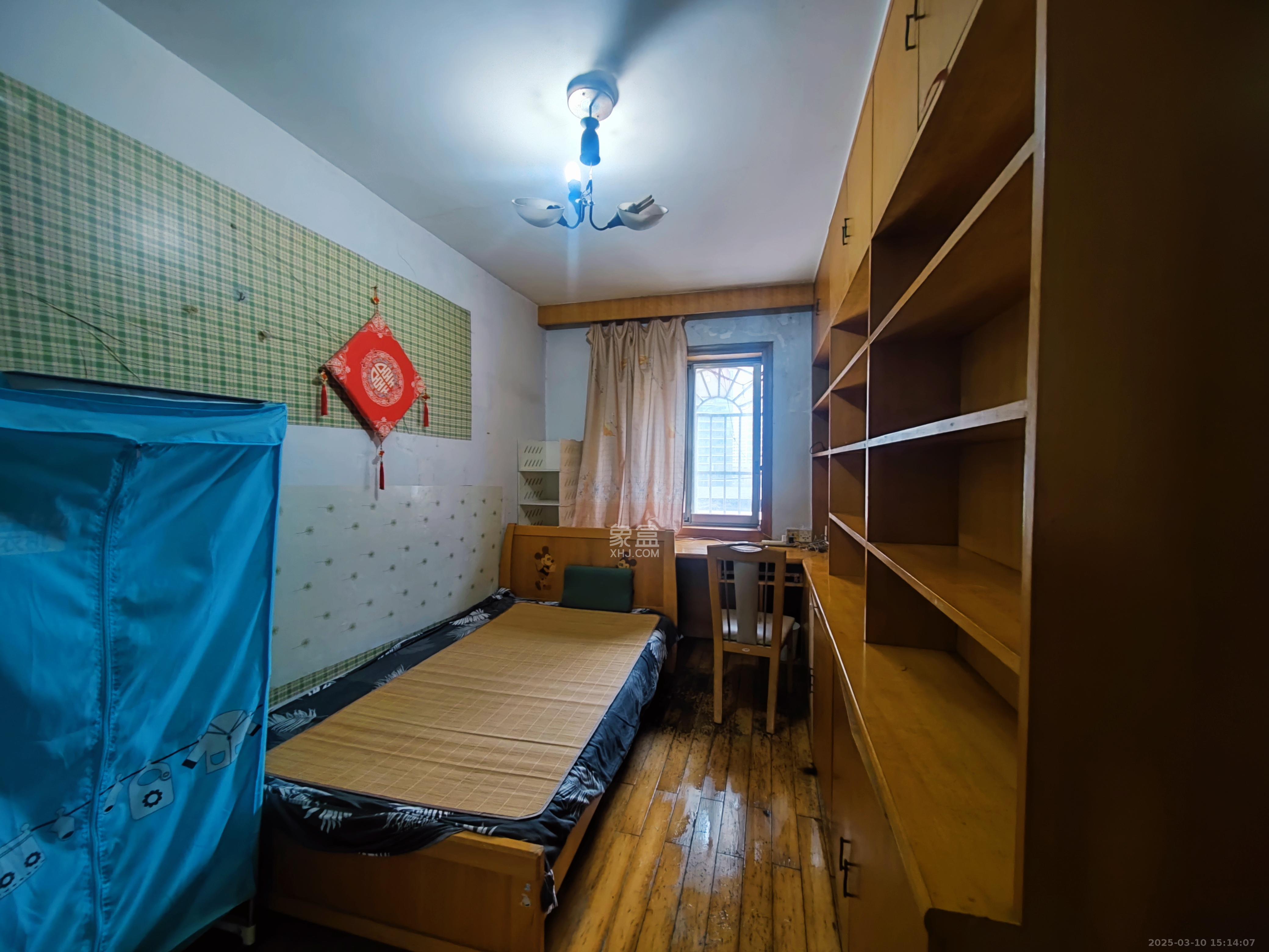 省卫生厅宿舍 3室2厅1卫 2000.0元/月 省卫生厅宿舍 3室2厅1卫 2000.0元/月室内图