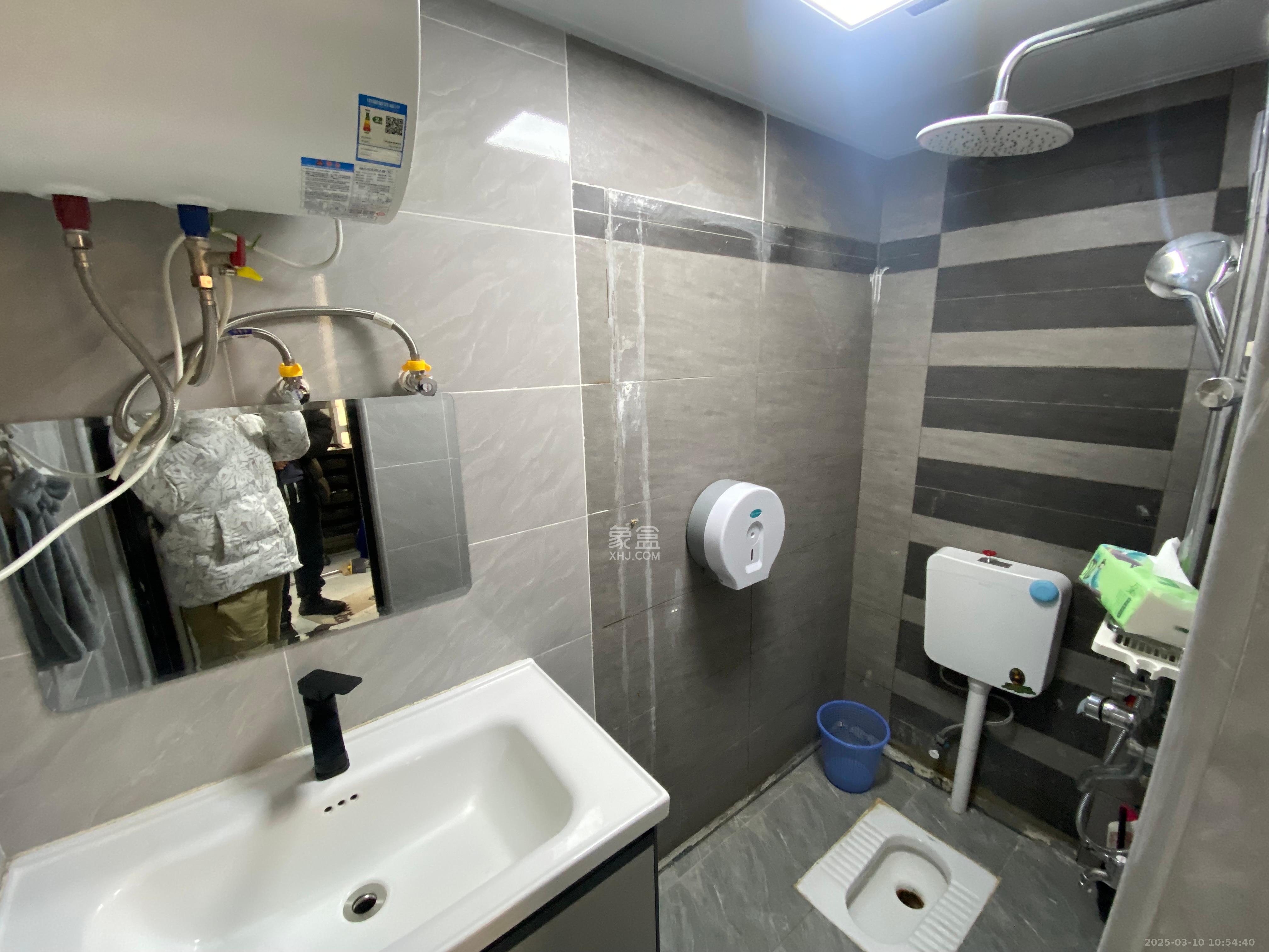 湘水和天下 1室1厅1卫 1000.0元/月 湘水和天下 1室1厅1卫 1000.0元/月室内图