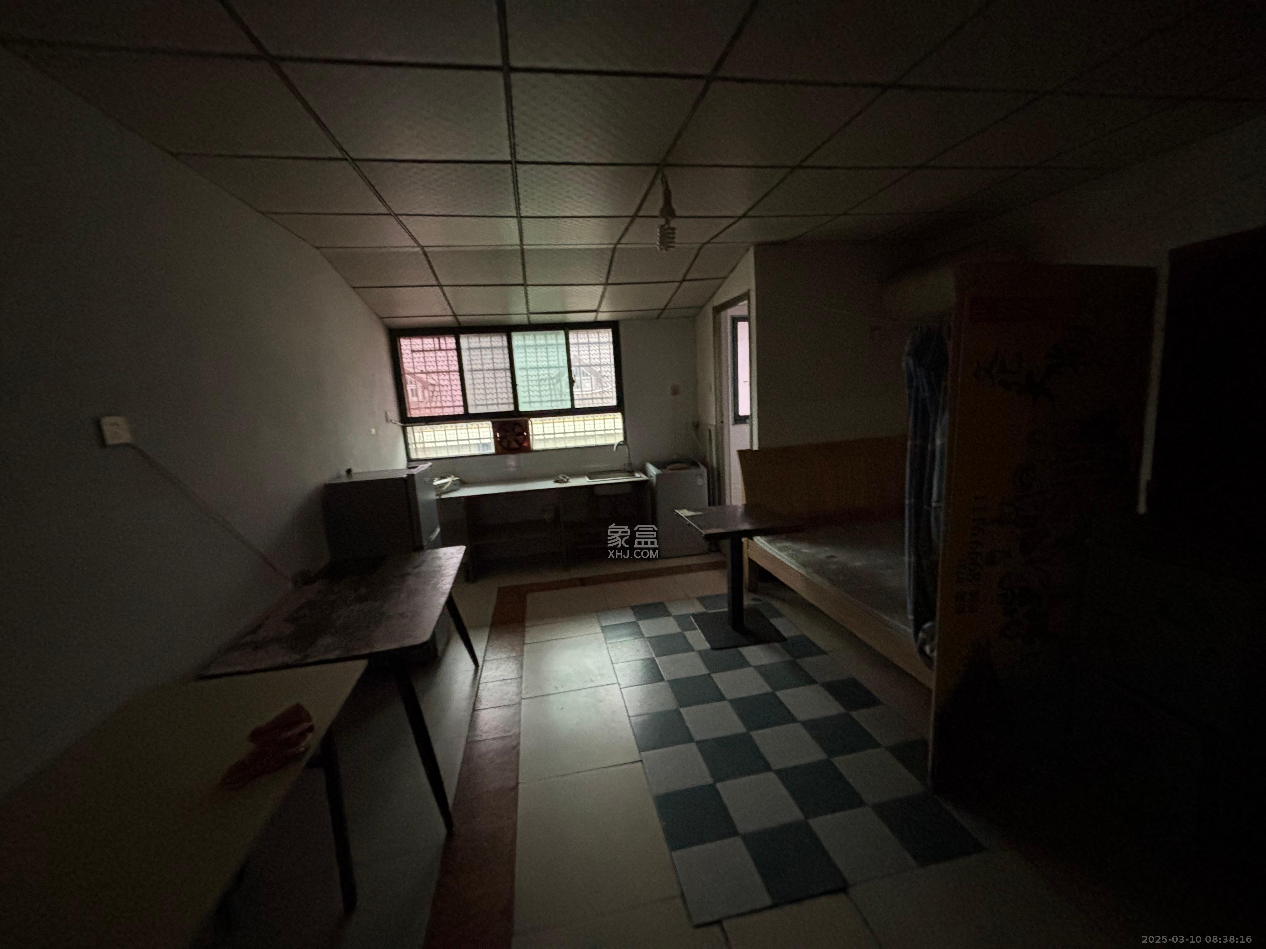 付家湾小区(东屯渡农场付家湾) 1室1厅1卫 1200.0元/月 付家湾小区(东屯渡农场付家湾) 1室1厅1卫 1200.0元/月室内图