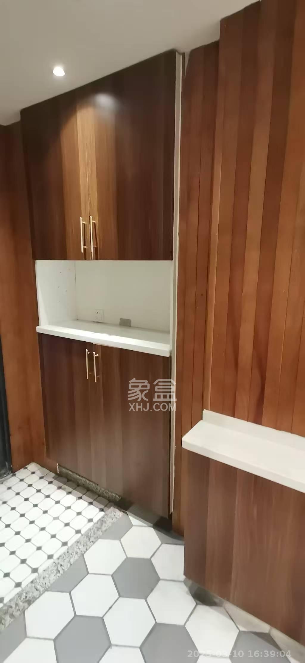 宇成朝阳广场  1室1厅1卫   2300.00元/月室内图
